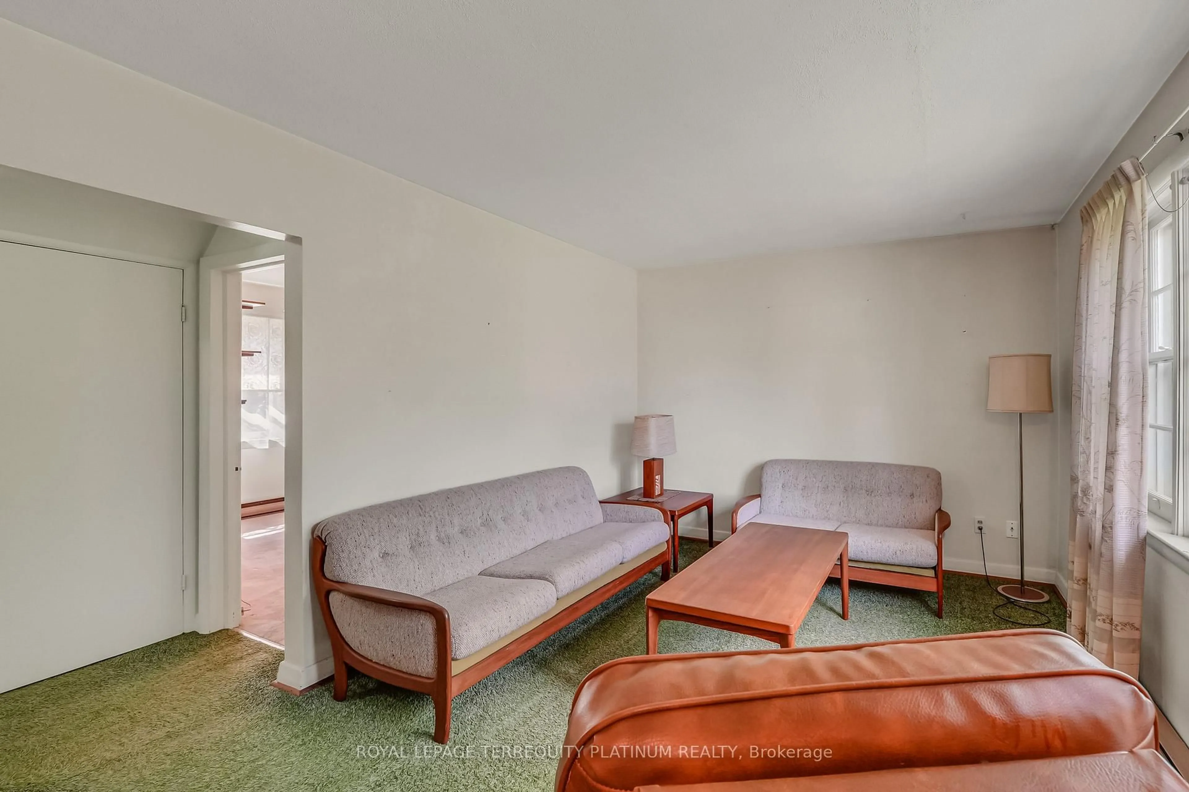 Living room with furniture, unknown for 4 Sunray Cres, Toronto Ontario M3M 2C5