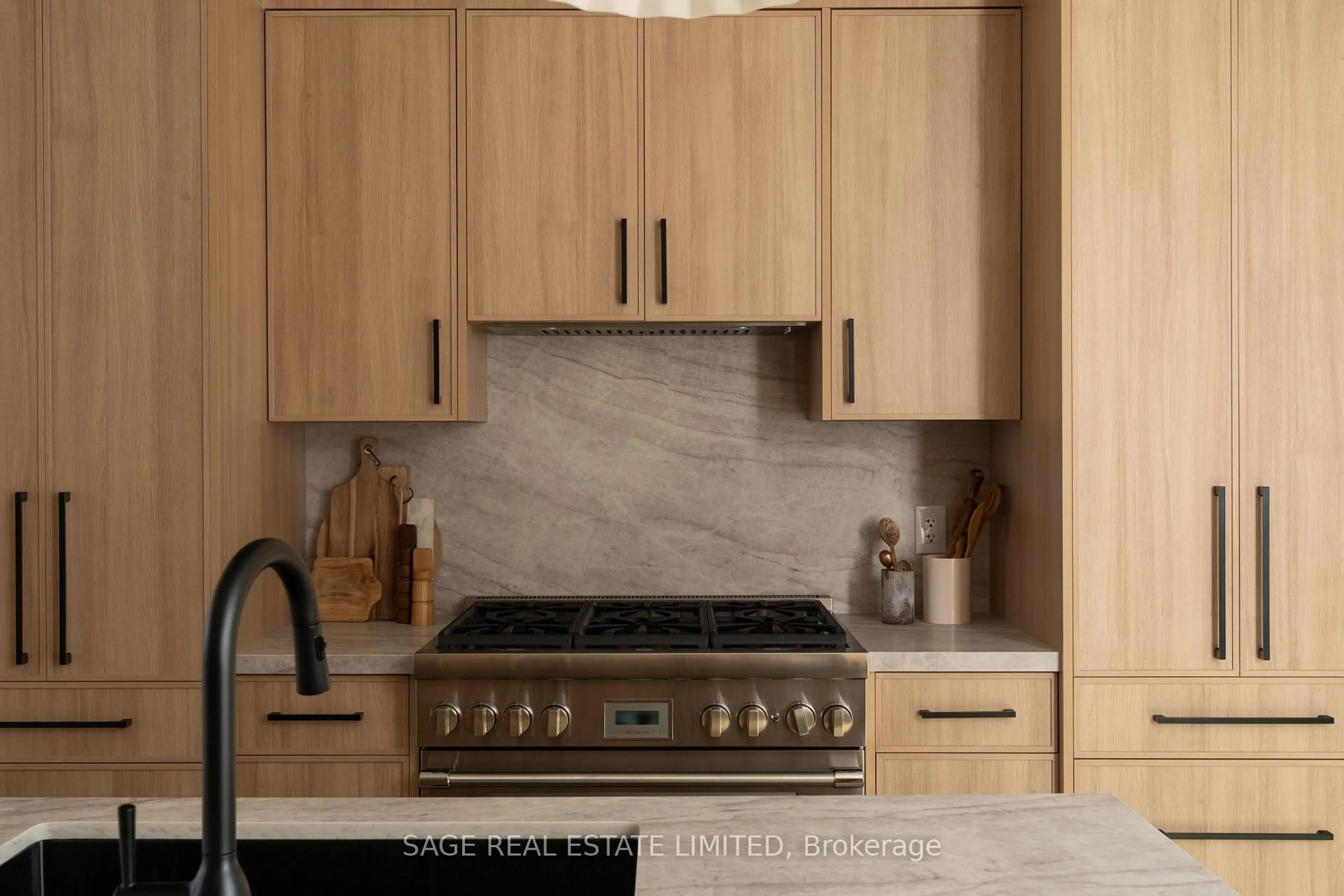 Contemporary kitchen, unknown for 21 Galley Ave, Toronto Ontario M6R 1G9