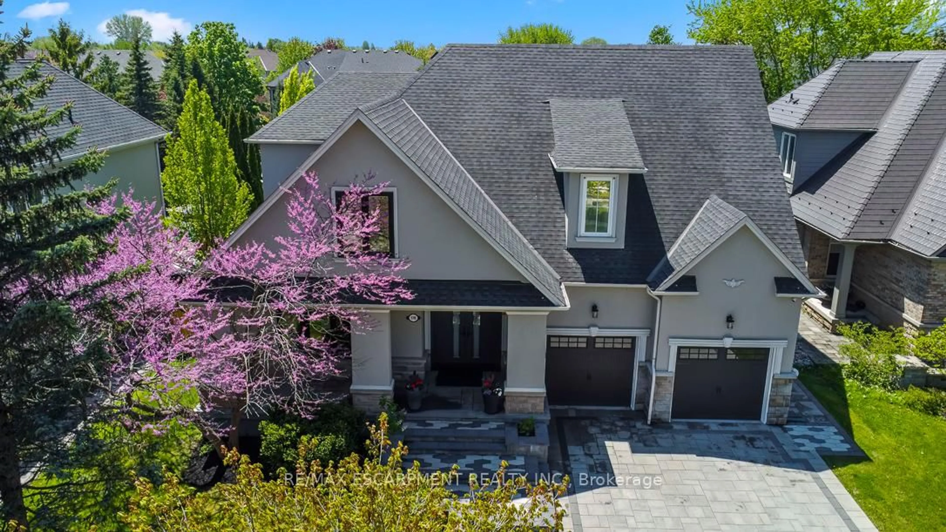 Home with brick exterior material, street for 519 Hancock Way, Mississauga Ontario L5H 4L5