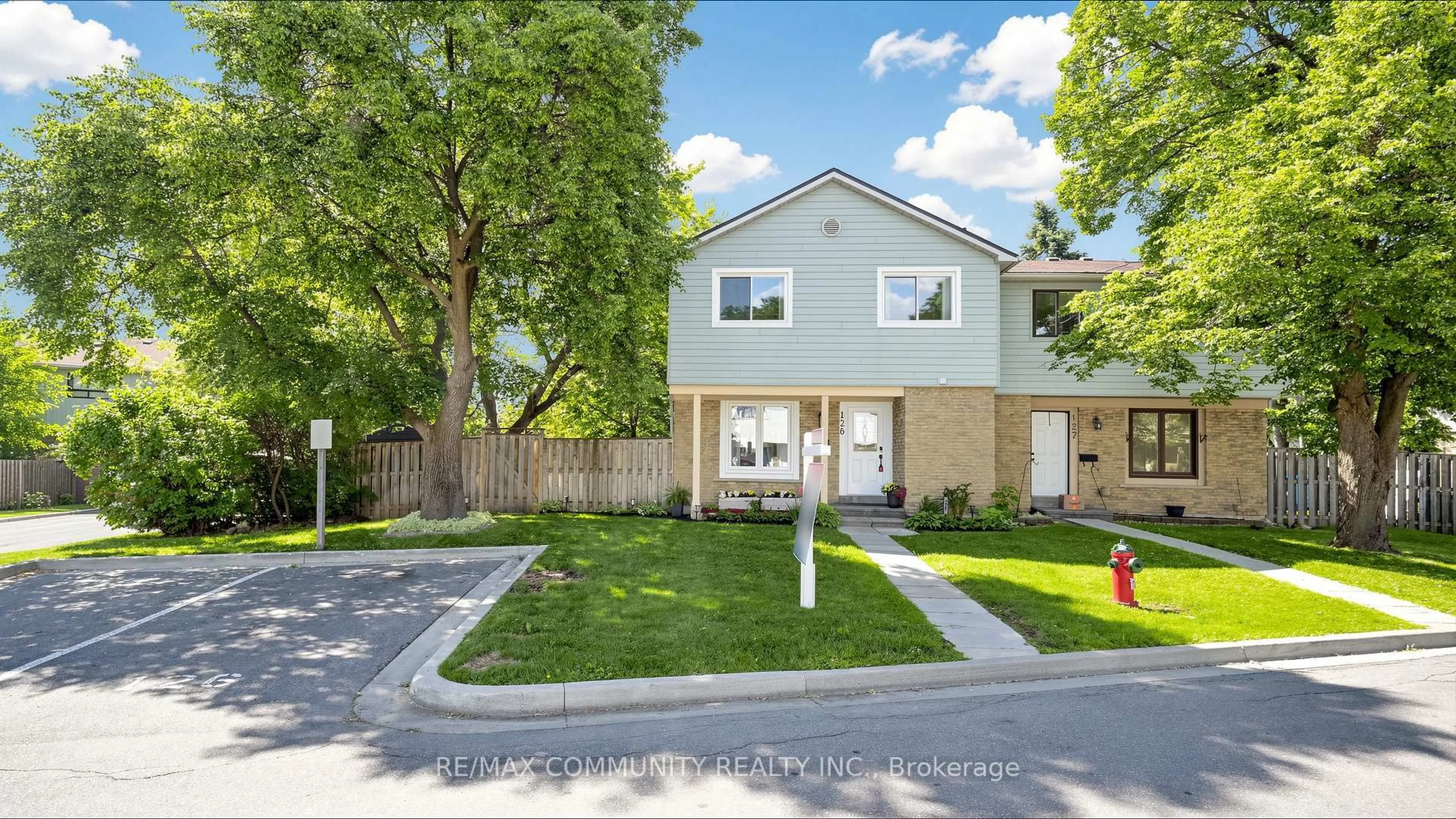 Unknown for 6540 Falconer Dr #126, Mississauga Ontario L5N 1M1