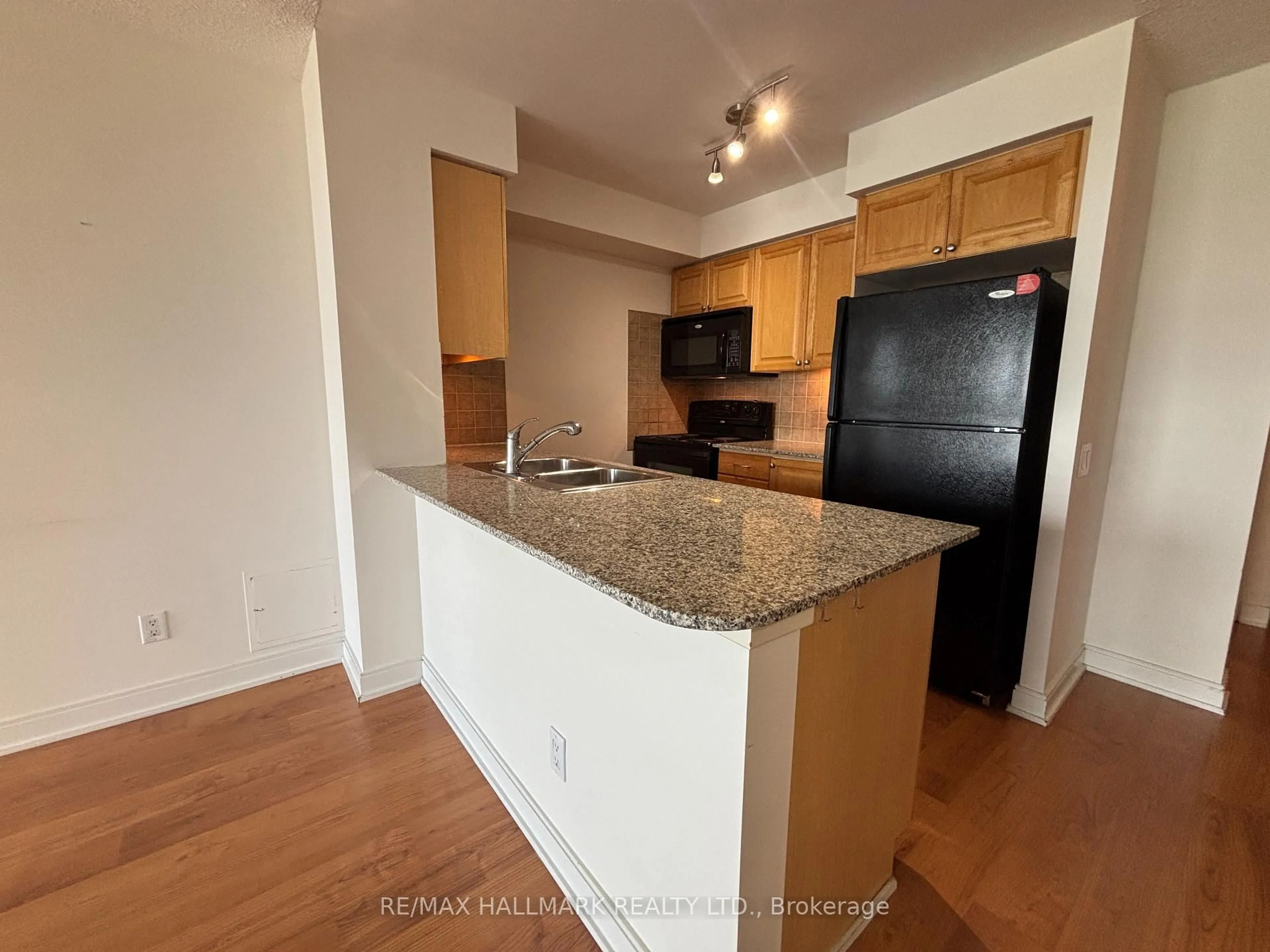 Standard kitchen, unknown for 35 Viking Lane #839, Toronto Ontario M9B 0A2