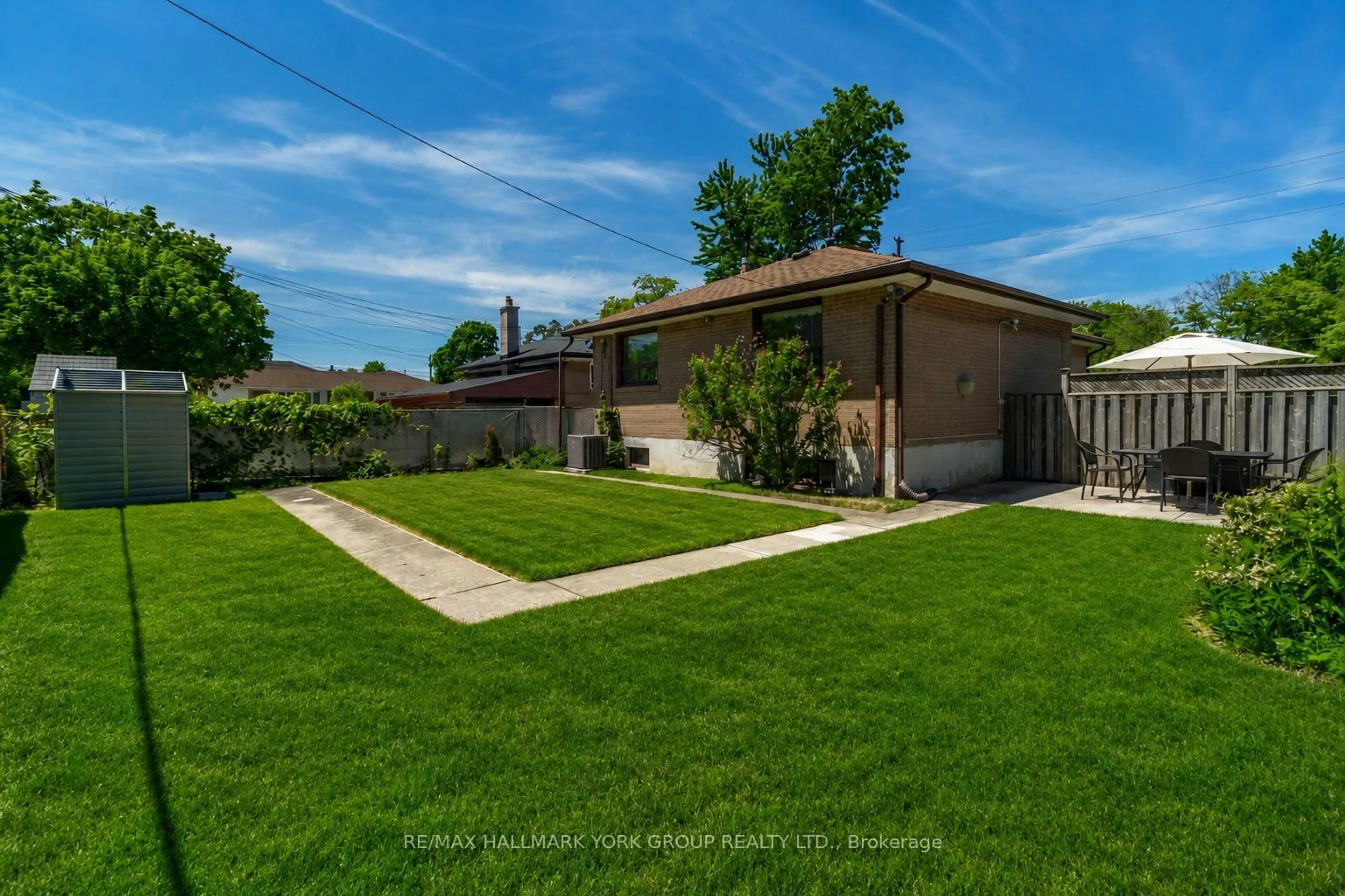 A pic from outside/outdoor area/front of a property/back of a property/a pic from drone, street for 51 Eringate Dr, Toronto Ontario M9C 3Z2