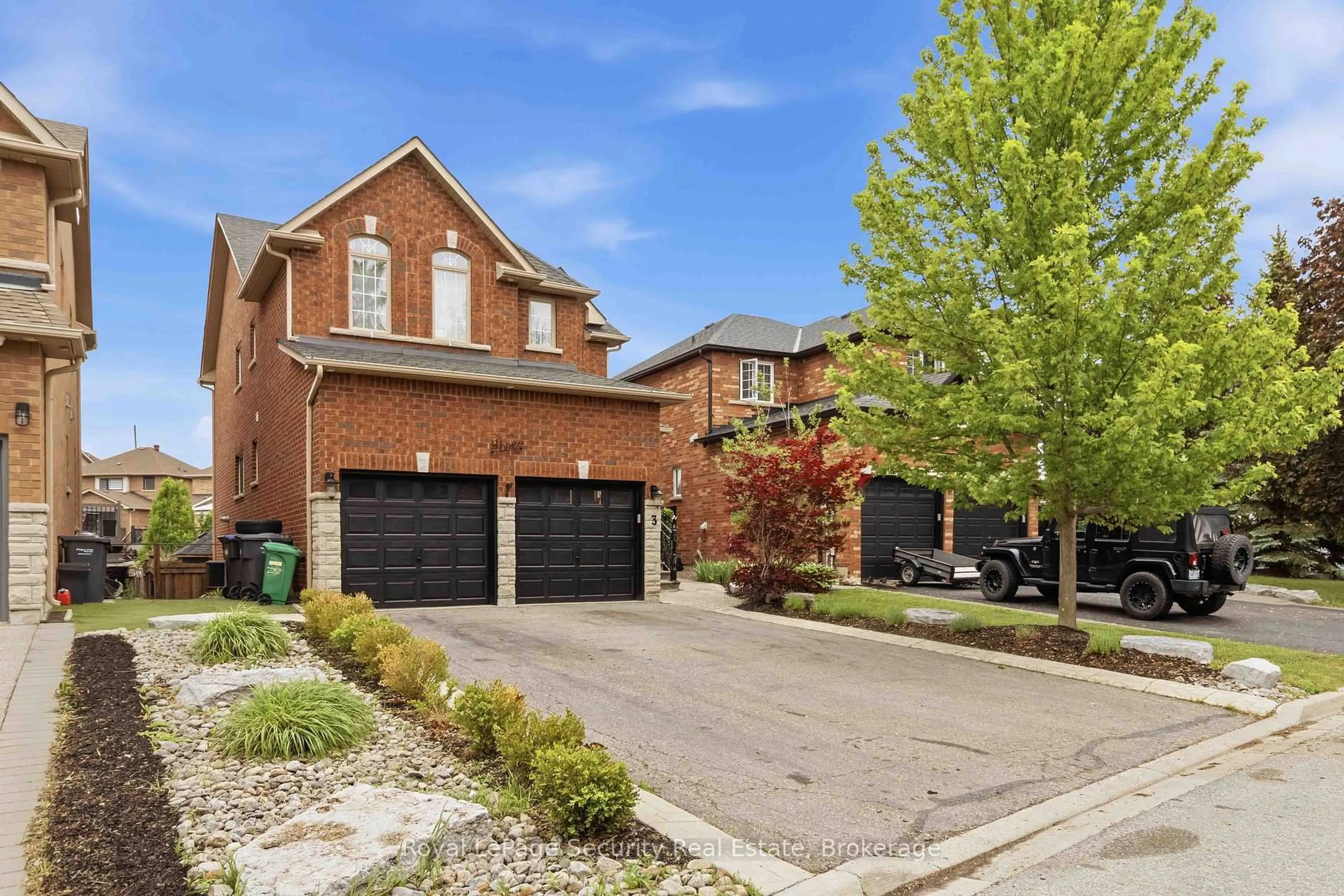 Home with brick exterior material, street for 3 Natureview Crt, Caledon Ontario L7E 2N2