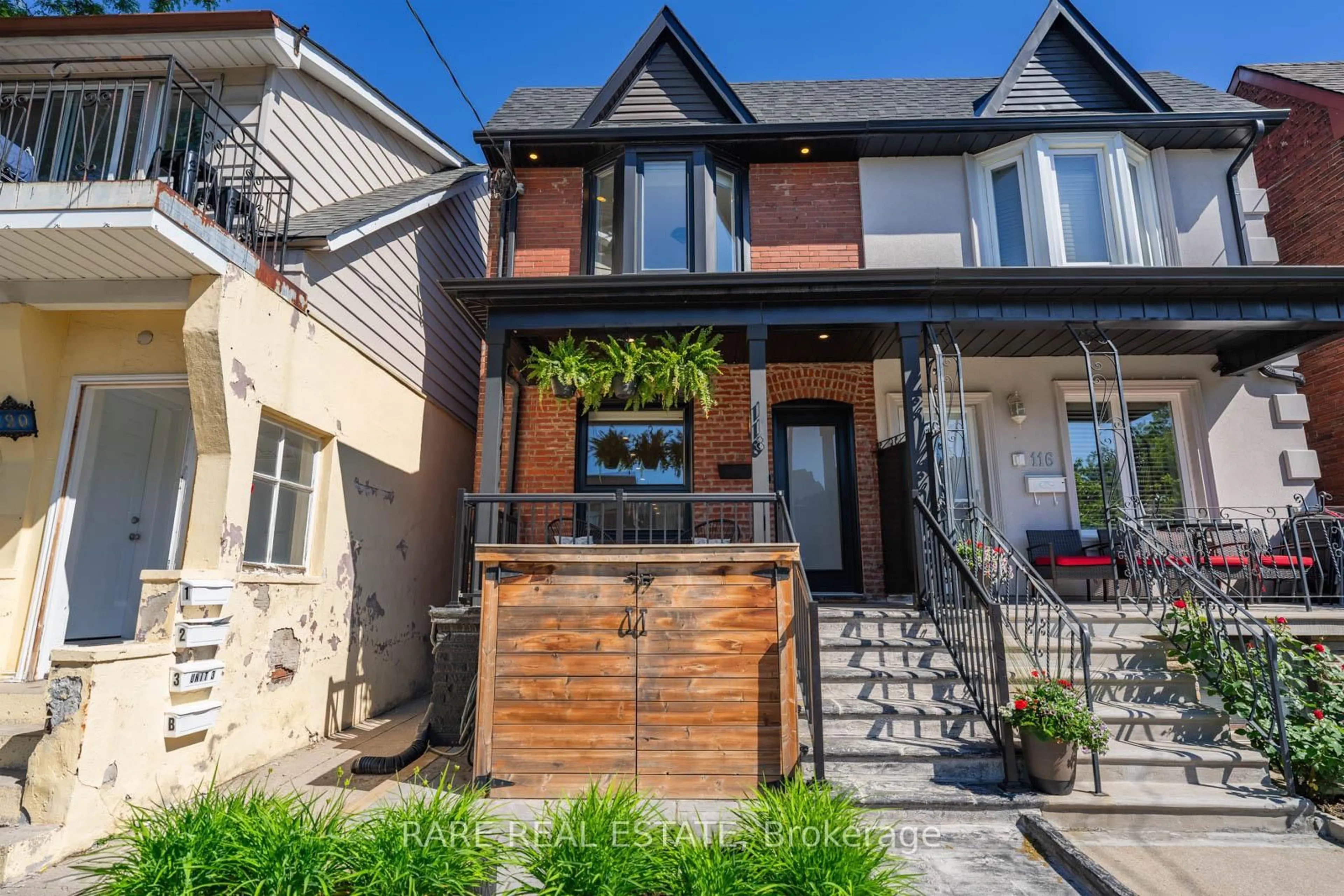 Home with brick exterior material, street for 118 Mackay Ave, Toronto Ontario M6H 2N8