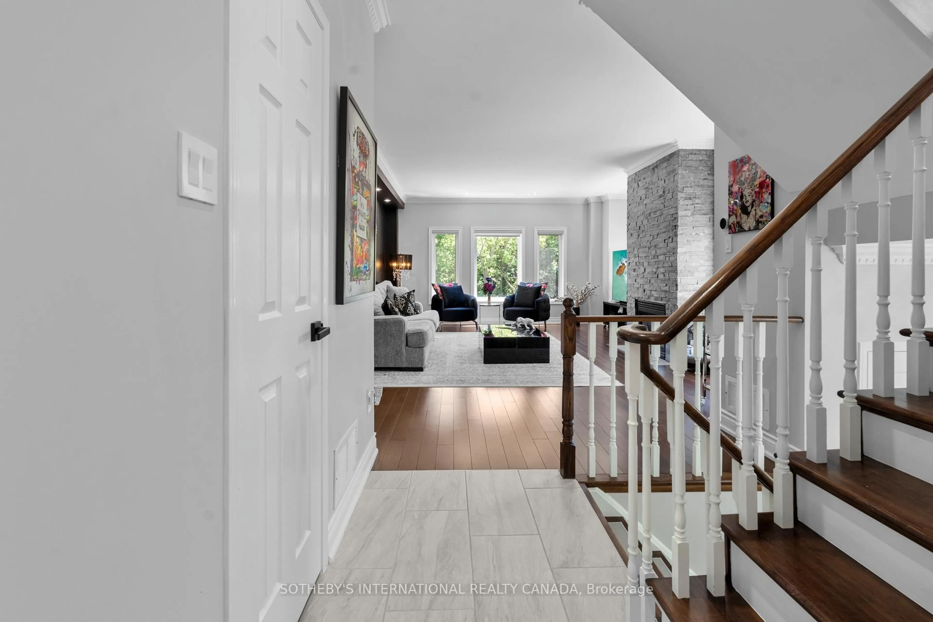Indoor entryway for 68 Harbourview Cres, Toronto Ontario M8V 4B1