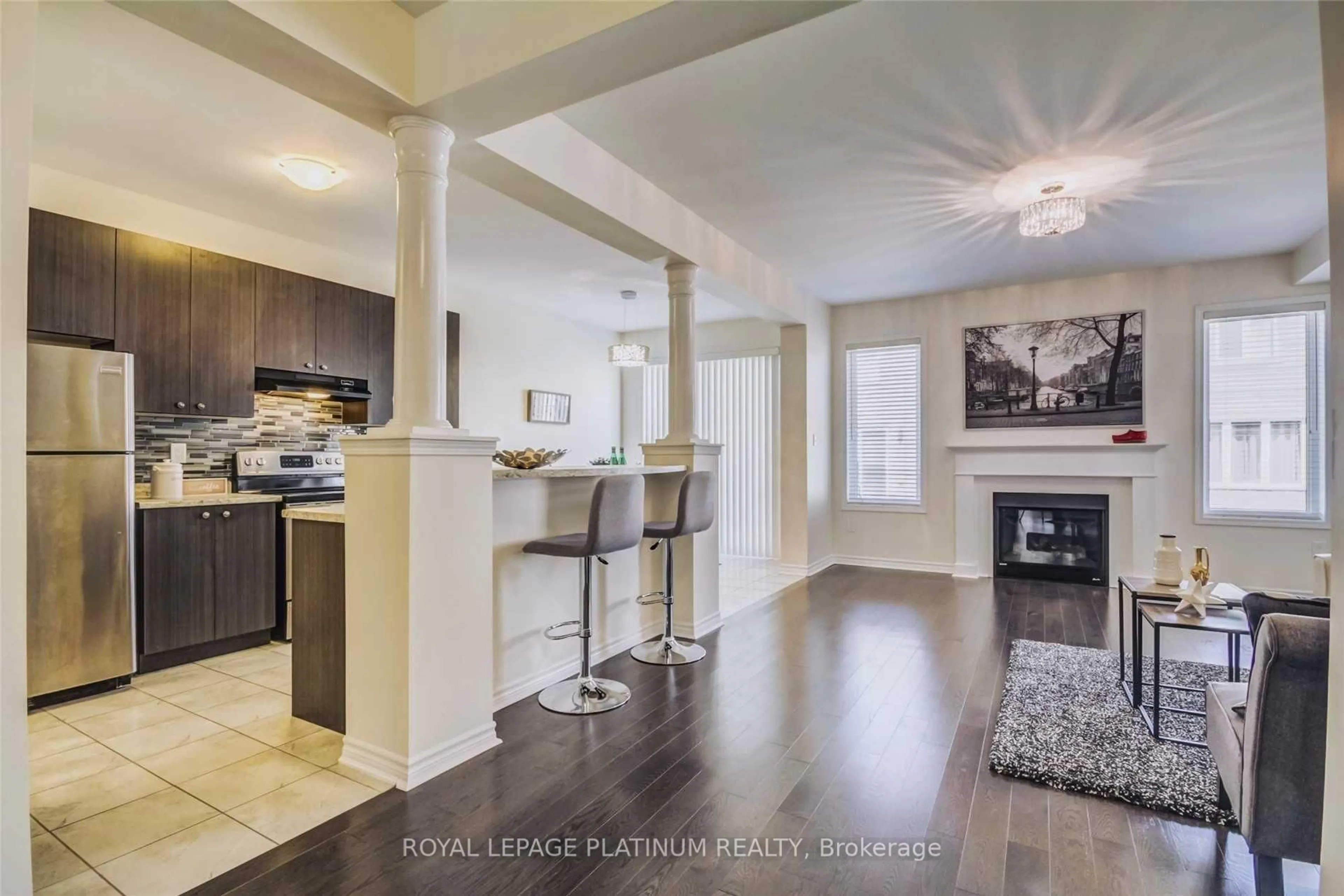 Open concept kitchen, unknown for 15 Callandar Rd, Brampton Ontario L7A 4V1