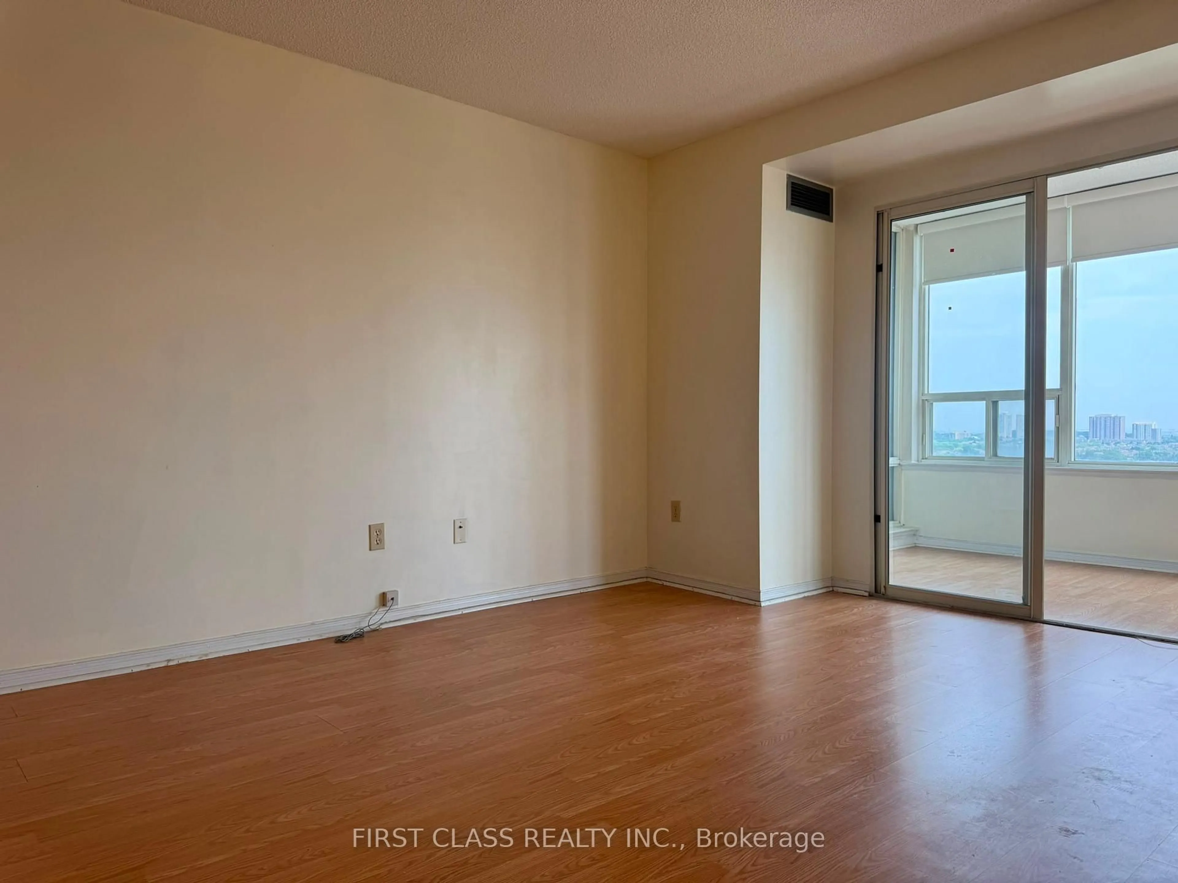 A pic of a room for 700 Constellation Dr #1407, Mississauga Ontario L5R 3G8