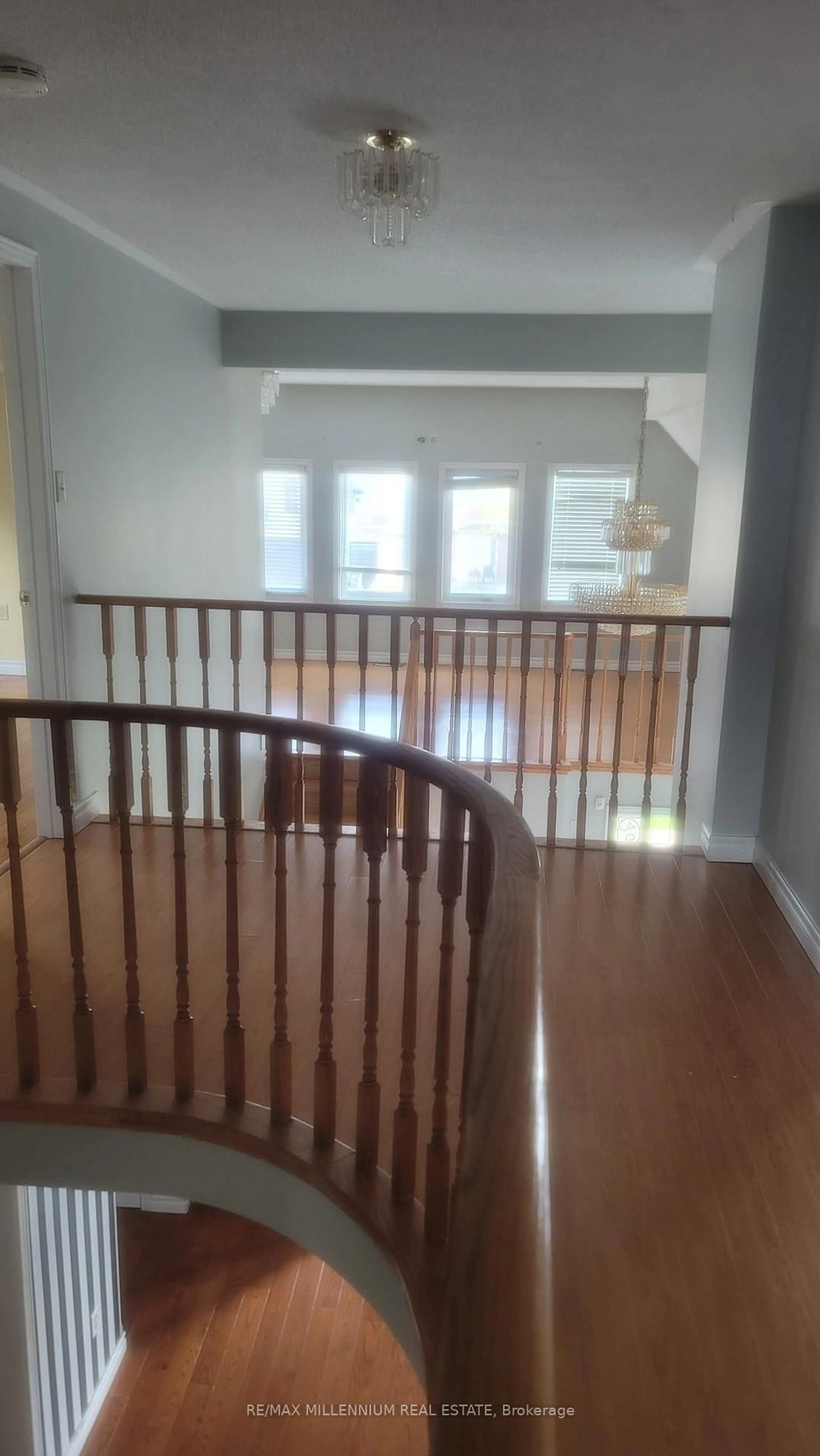 Unknown for 144 Moffatt Ave, Brampton Ontario L6Y 4R8
