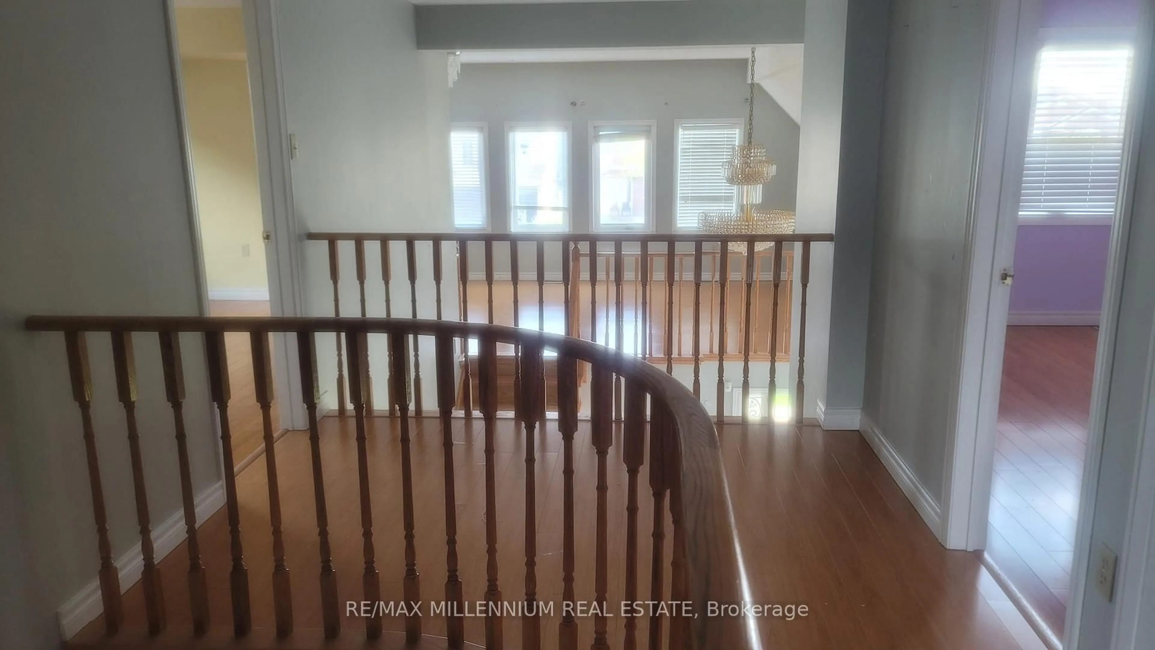 Indoor foyer for 144 Moffatt Ave, Brampton Ontario L6Y 4R8