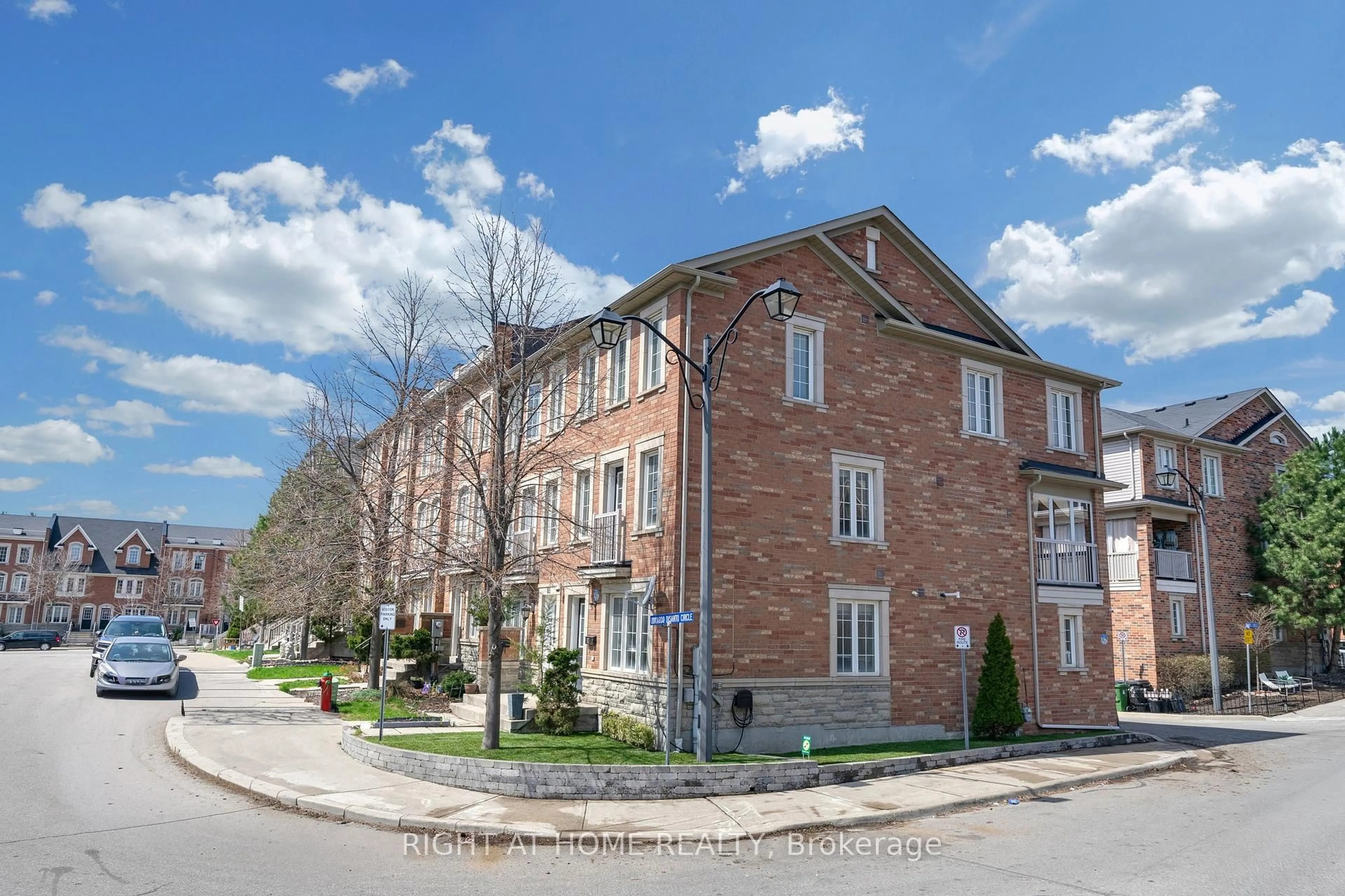 A pic from outside/outdoor area/front of a property/back of a property/a pic from drone, street for 83 Odoardo Di Santo Circ, Toronto Ontario M3L 0E9
