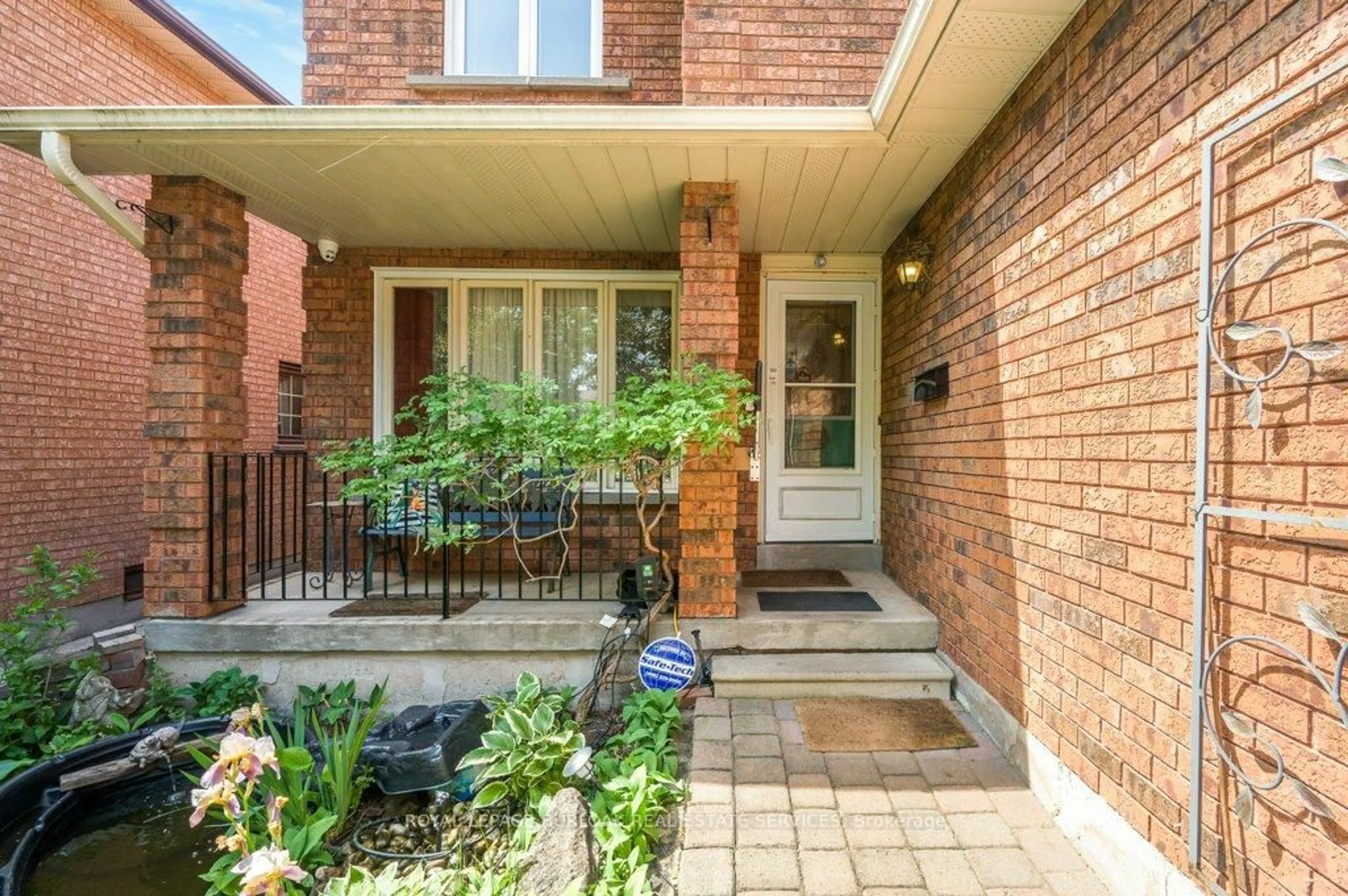 Home with brick exterior material, street for 4649 The Gallops, Mississauga Ontario L5M 3A5
