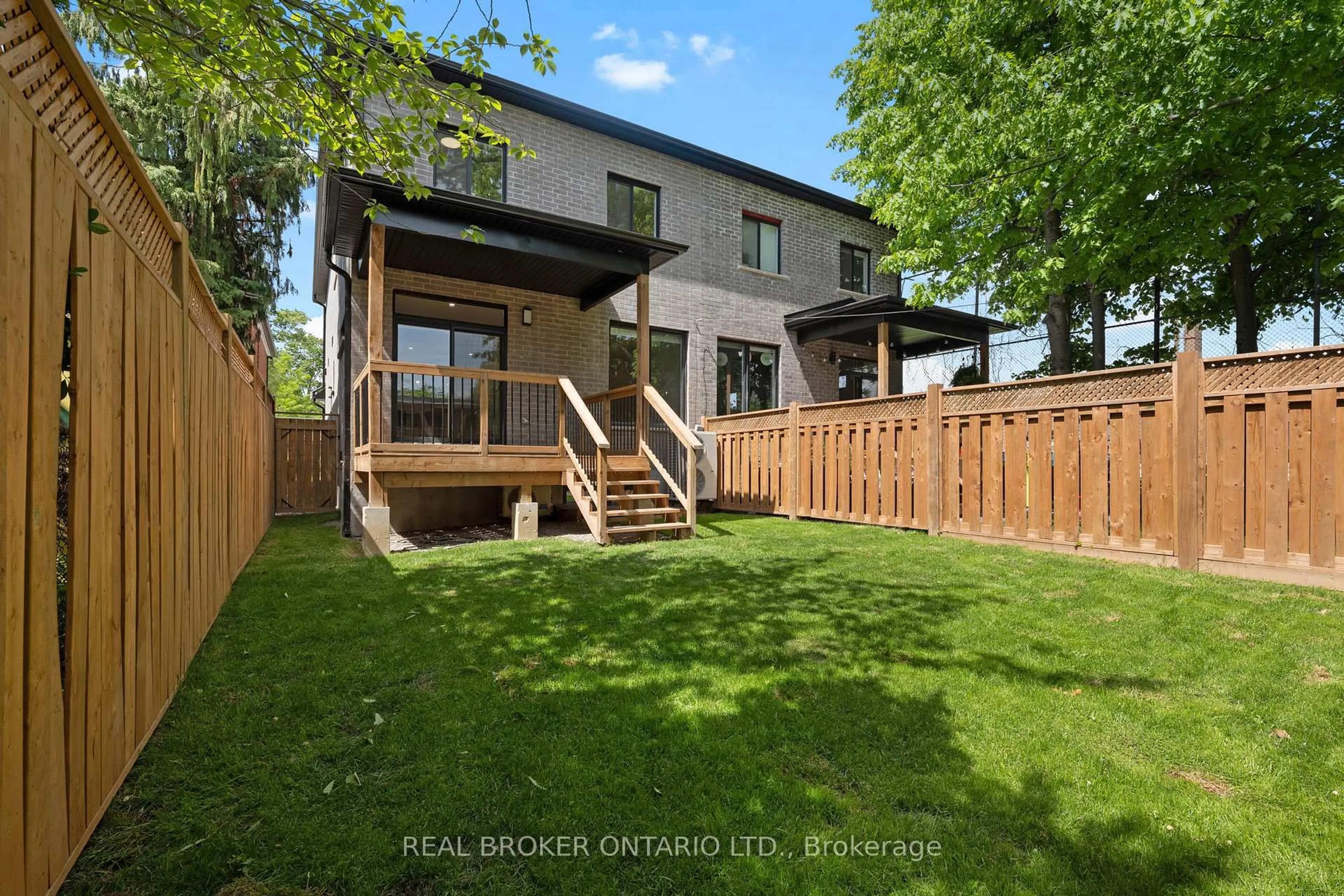 Patio, street for 5 Marina Ave, Toronto Ontario M8V 1A1