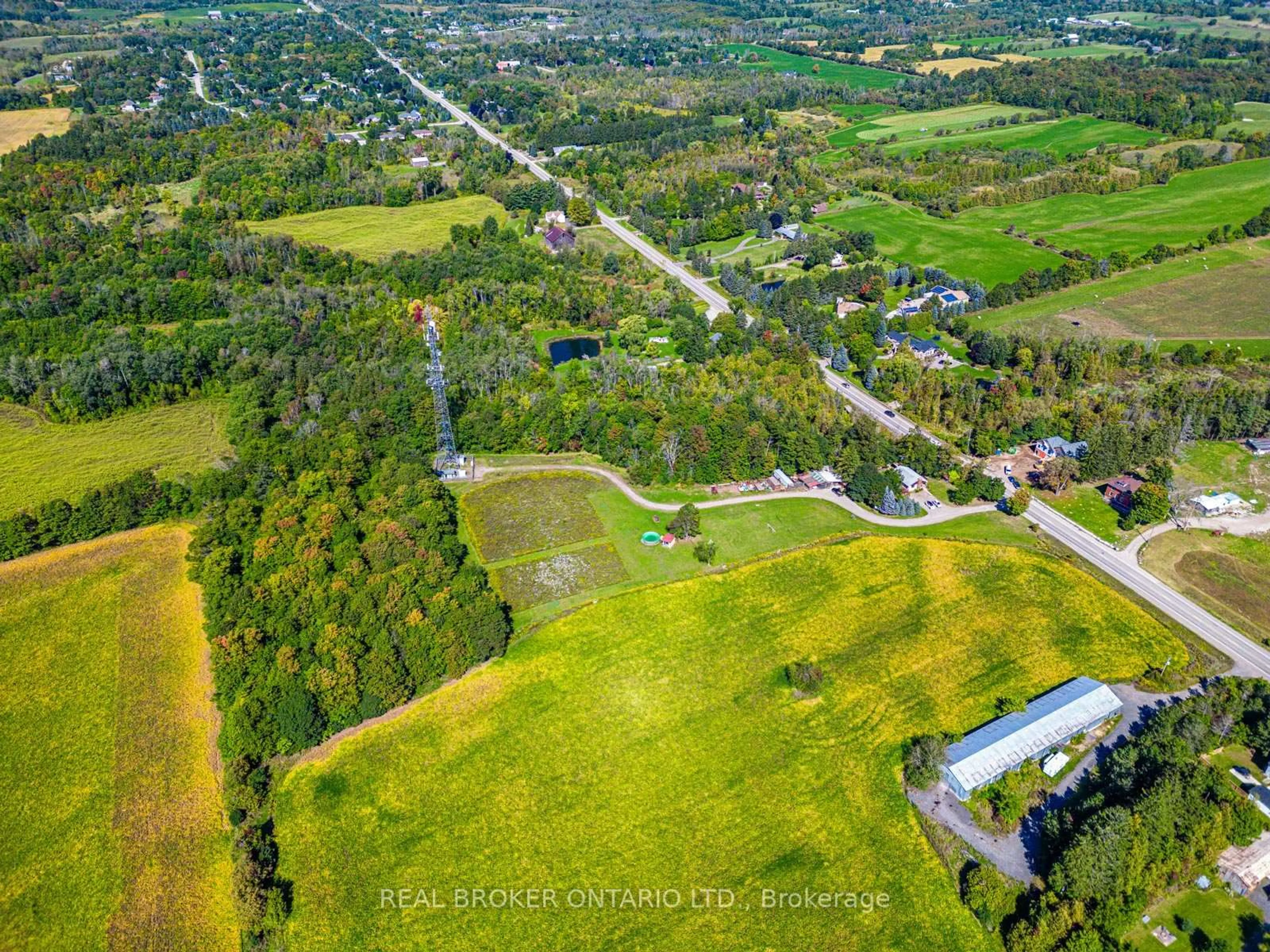 A pic from outside/outdoor area/front of a property/back of a property/a pic from drone, street for 13908/13958 Trafalgar Rd, Halton Hills Ontario L7G 4S4