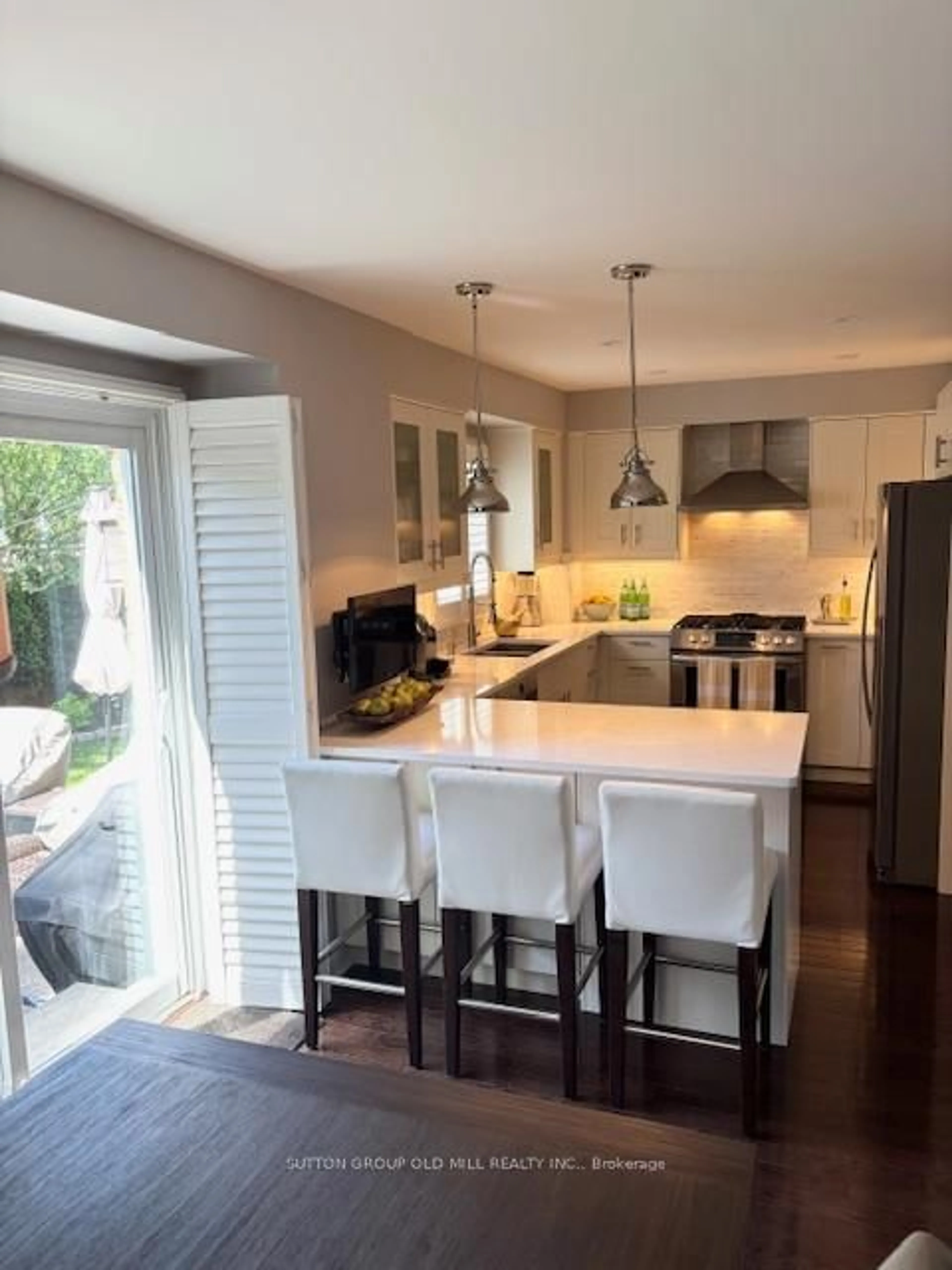 Open concept kitchen, unknown for 4635 Regents Terr #59, Mississauga Ontario L5R 1X5