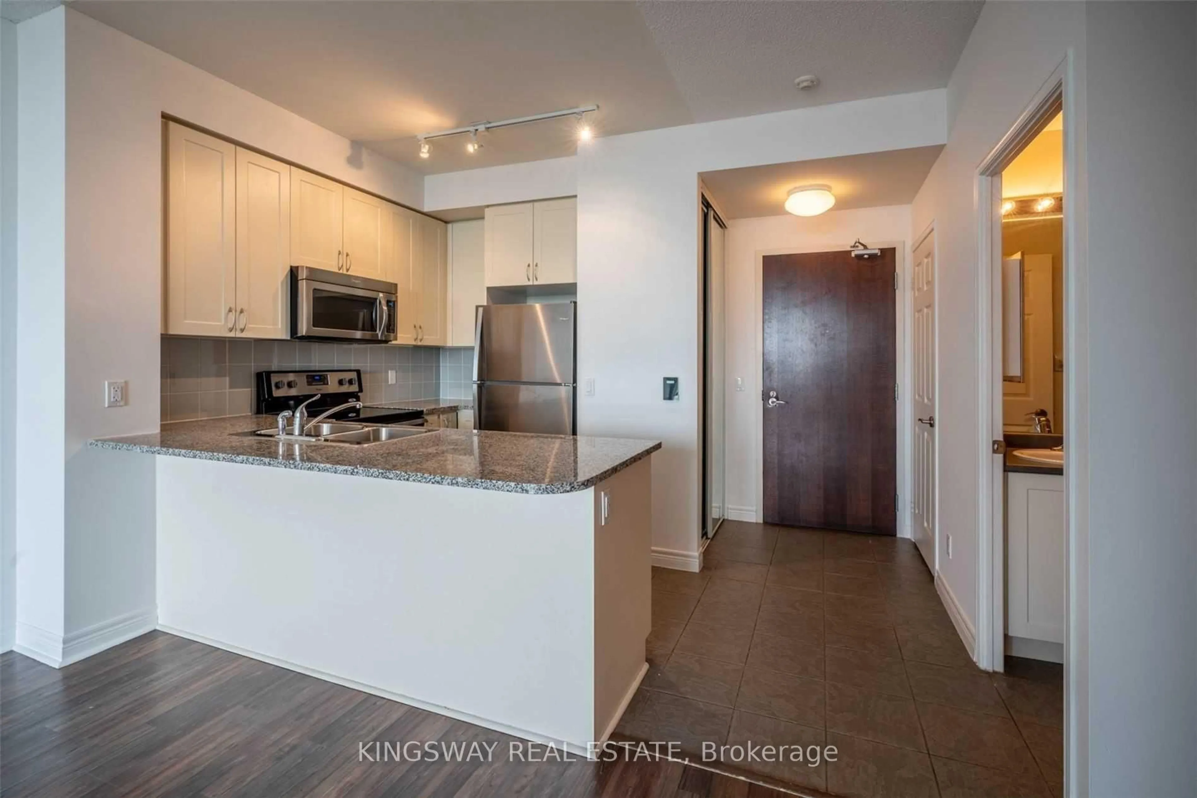 Unknown for 339 Rathburn Rd #1512, Mississauga Ontario L5B 0K6