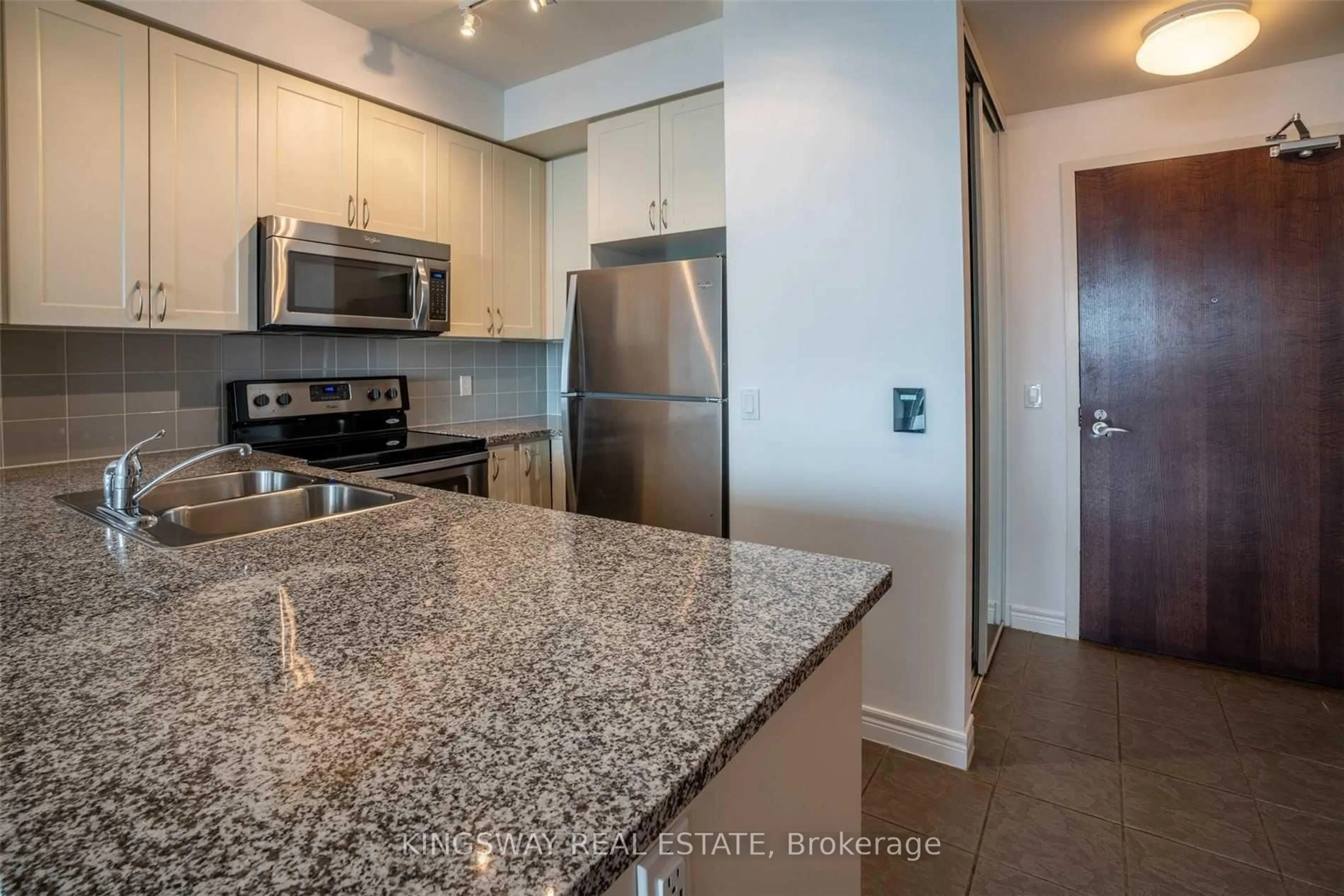 Standard kitchen, unknown for 339 Rathburn Rd #1512, Mississauga Ontario L5B 0K6