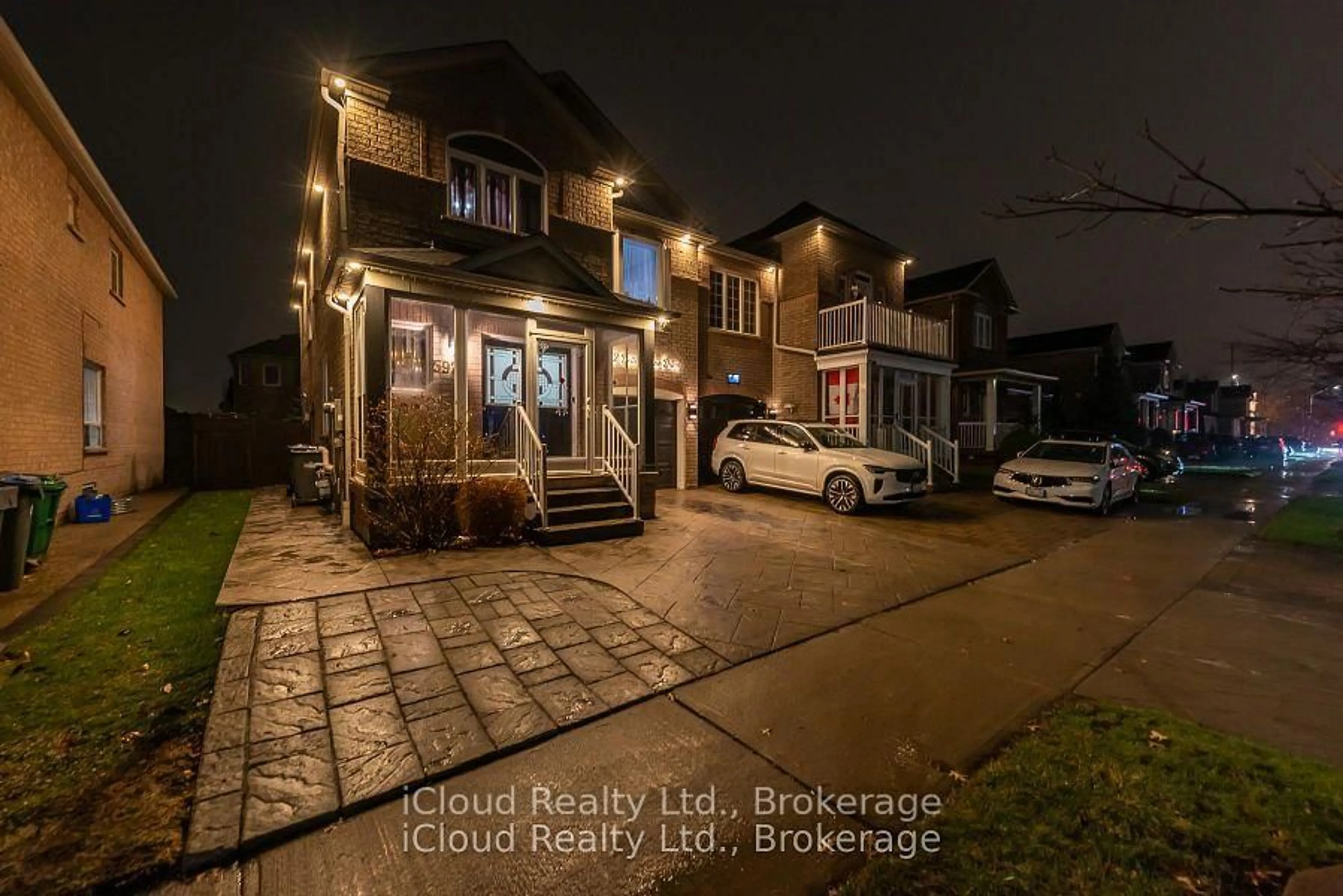 Unknown for 5922 Delle Donne Dr, Mississauga Ontario L5M 7A3