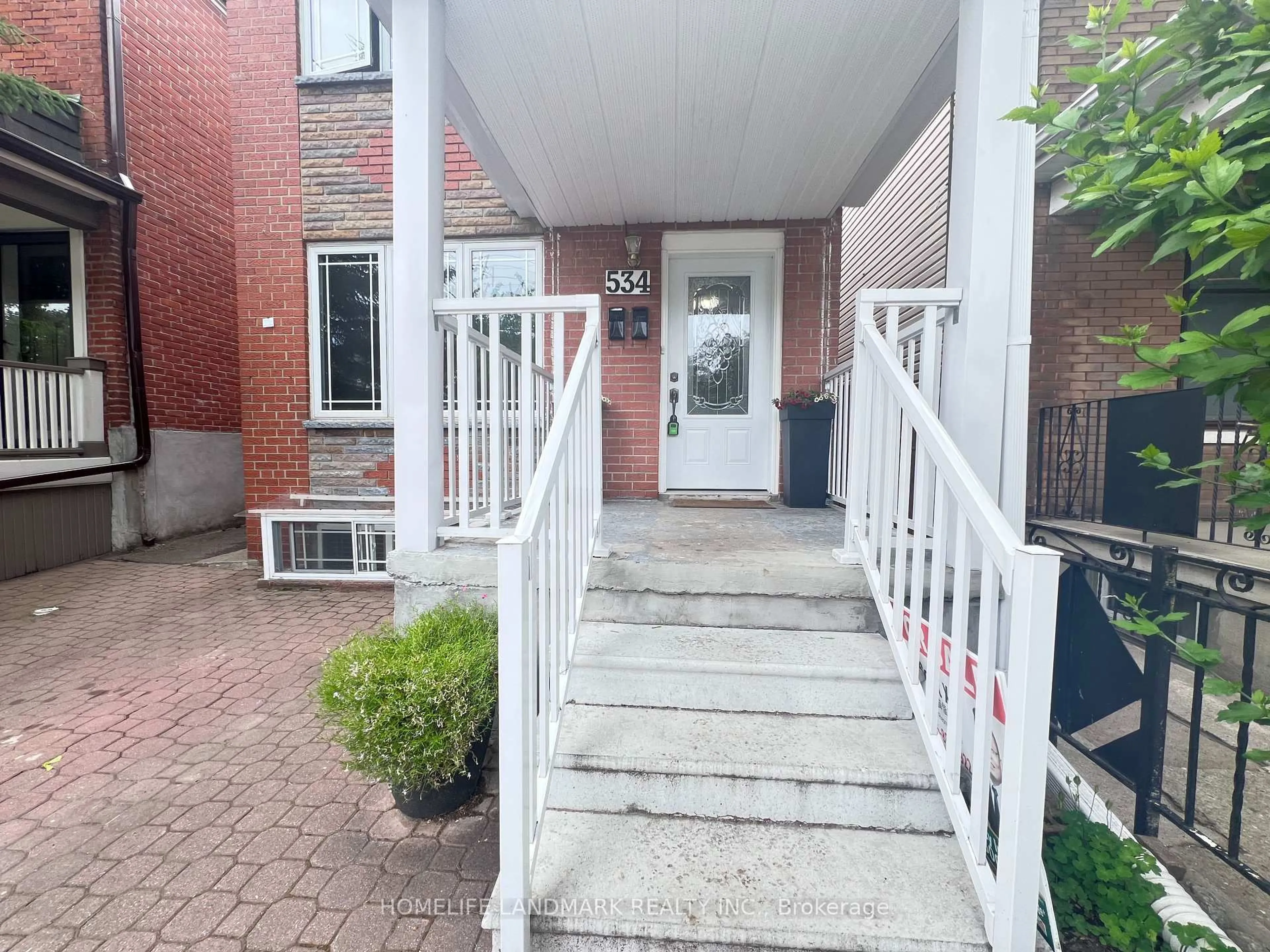 Unknown for 534 Saint Clarens Ave, Toronto Ontario M6H 3W7