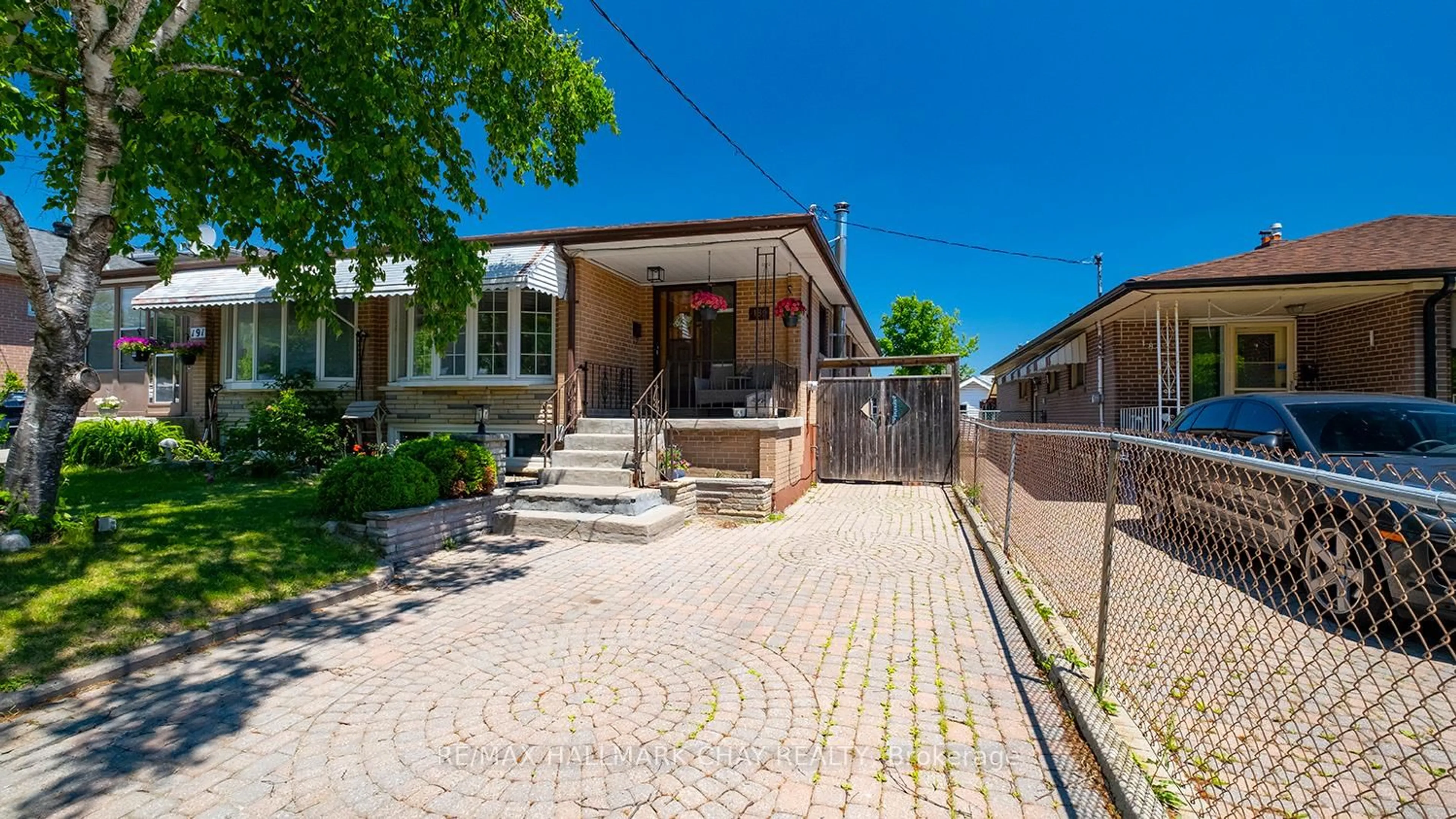 Unknown for 189 Sentinel Rd, Toronto Ontario M3J 1T7