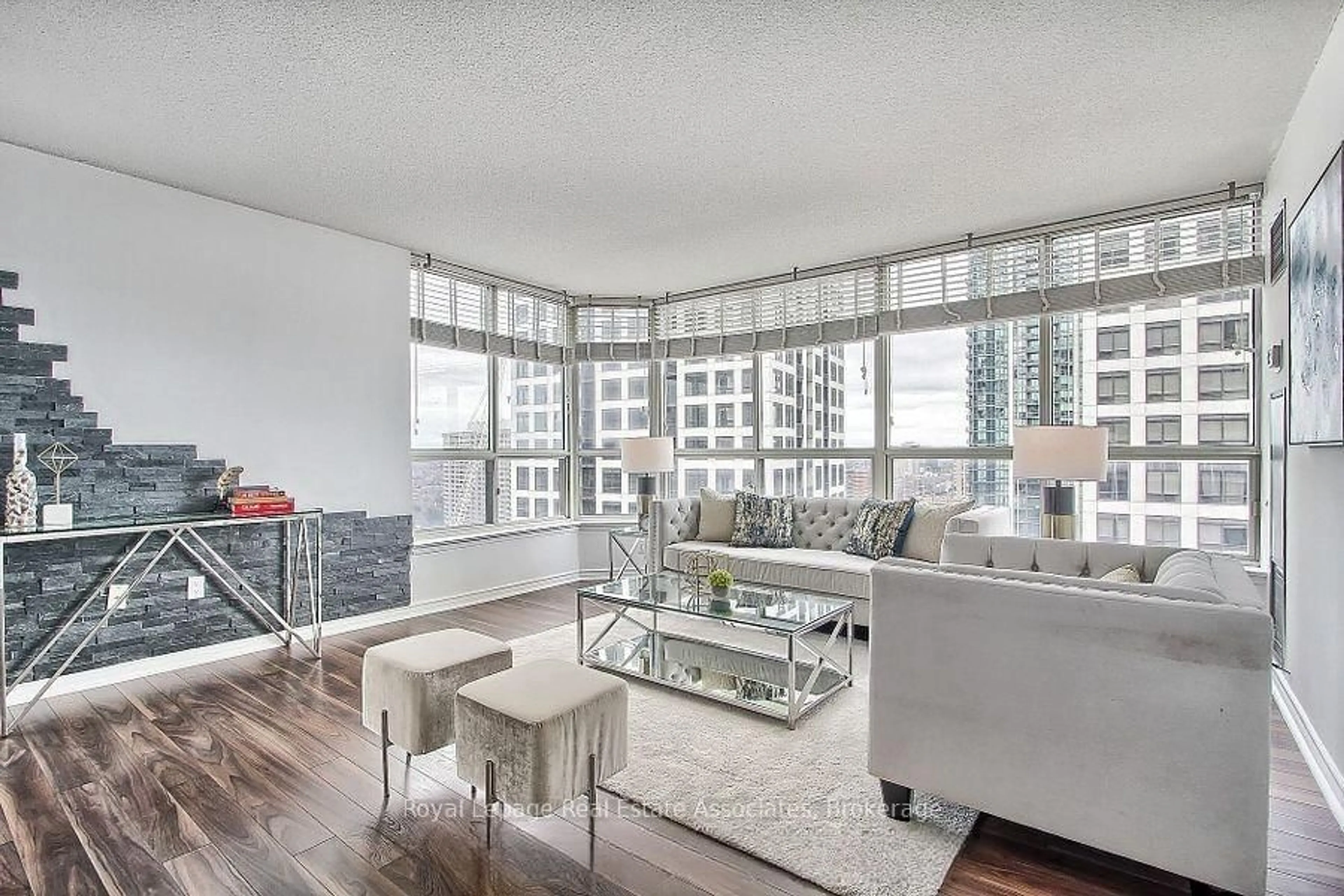 Living room with furniture, unknown for 55 Elm Dr #511, Mississauga Ontario L5B 3Z3