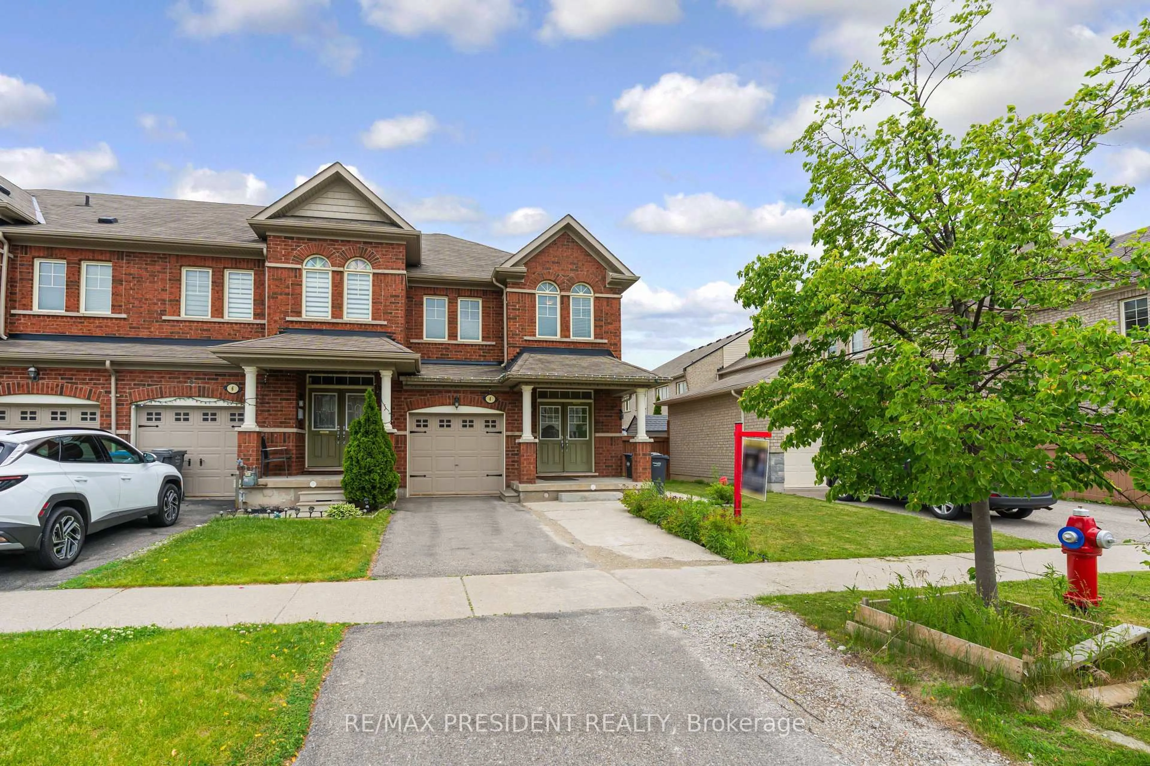 Home with brick exterior material, street for 4 Pendulum Circ, Brampton Ontario L6R 3N5