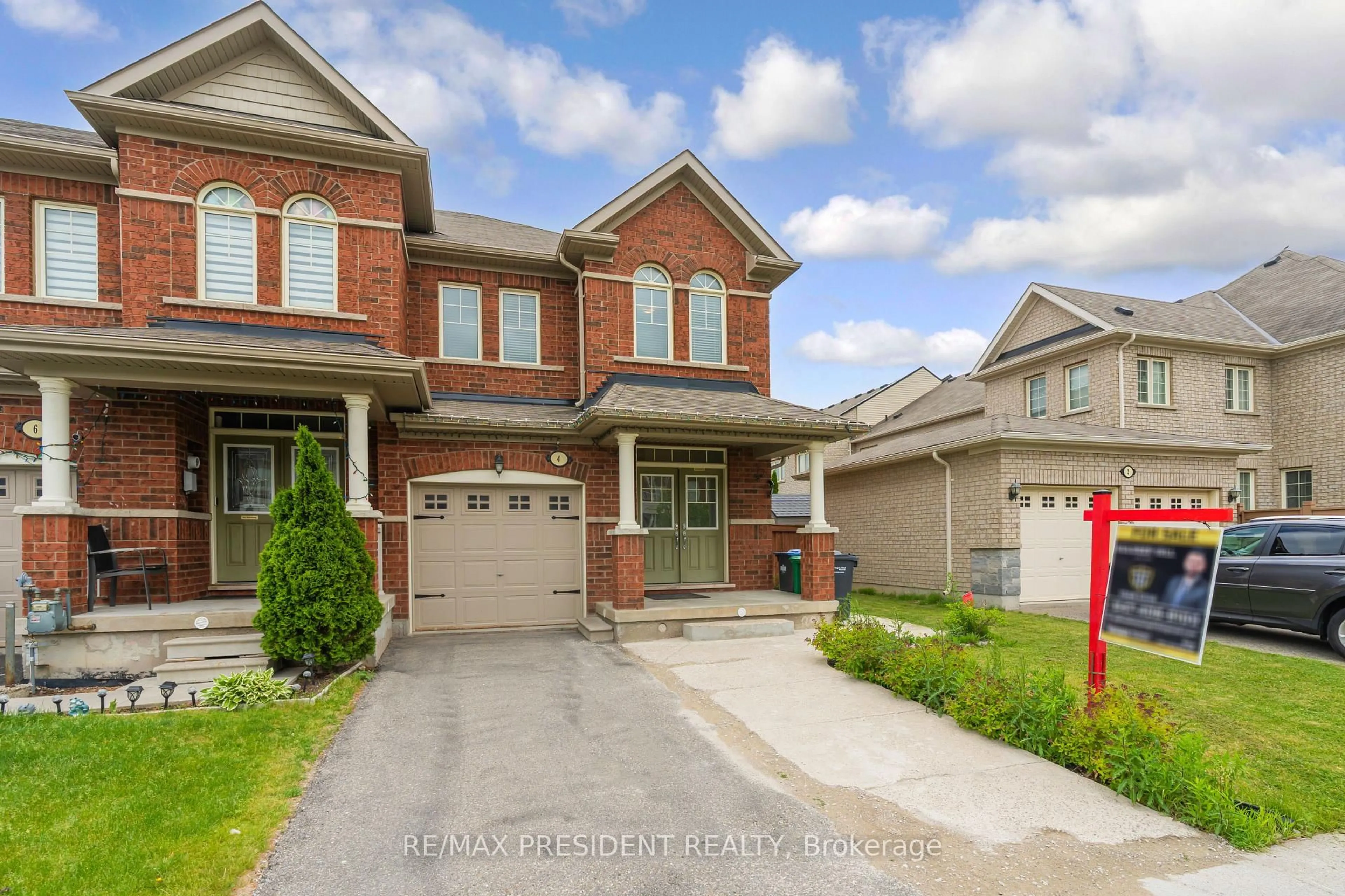 Home with brick exterior material, street for 4 Pendulum Circ, Brampton Ontario L6R 3N5
