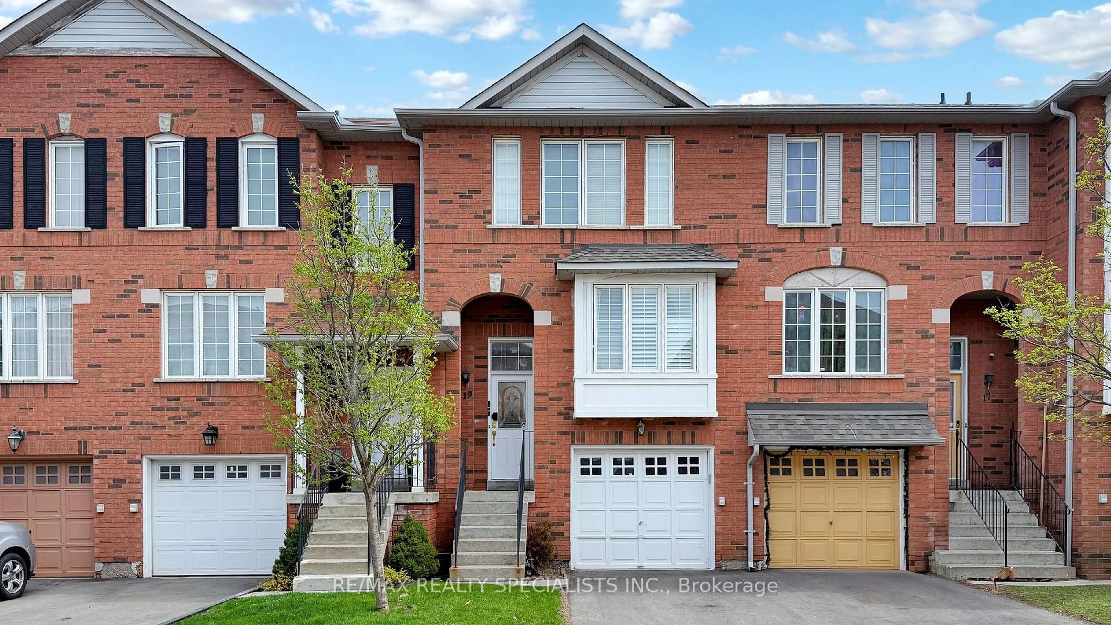 Home with brick exterior material, street for 2 Clay Brick Crt #19, Brampton Ontario L6V 4M7