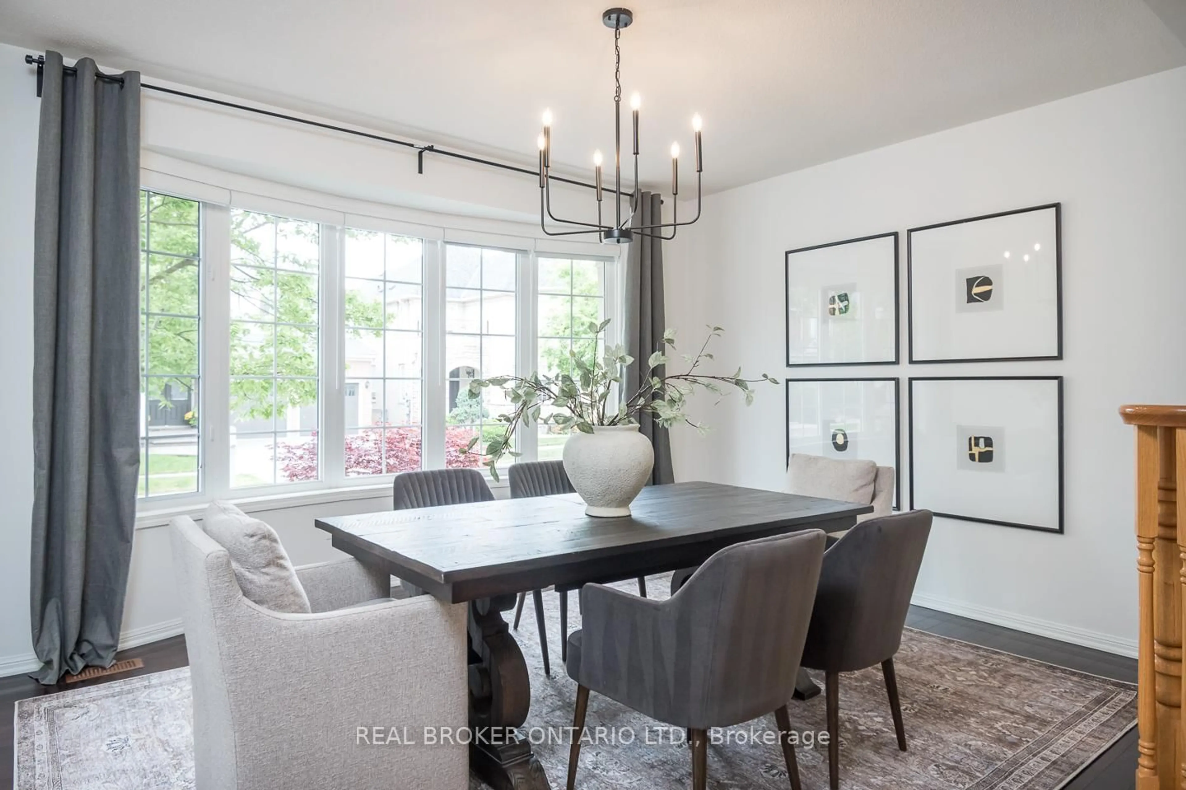 Dining room, unknown for 1280 Christie Circ, Milton Ontario L9T 6V4