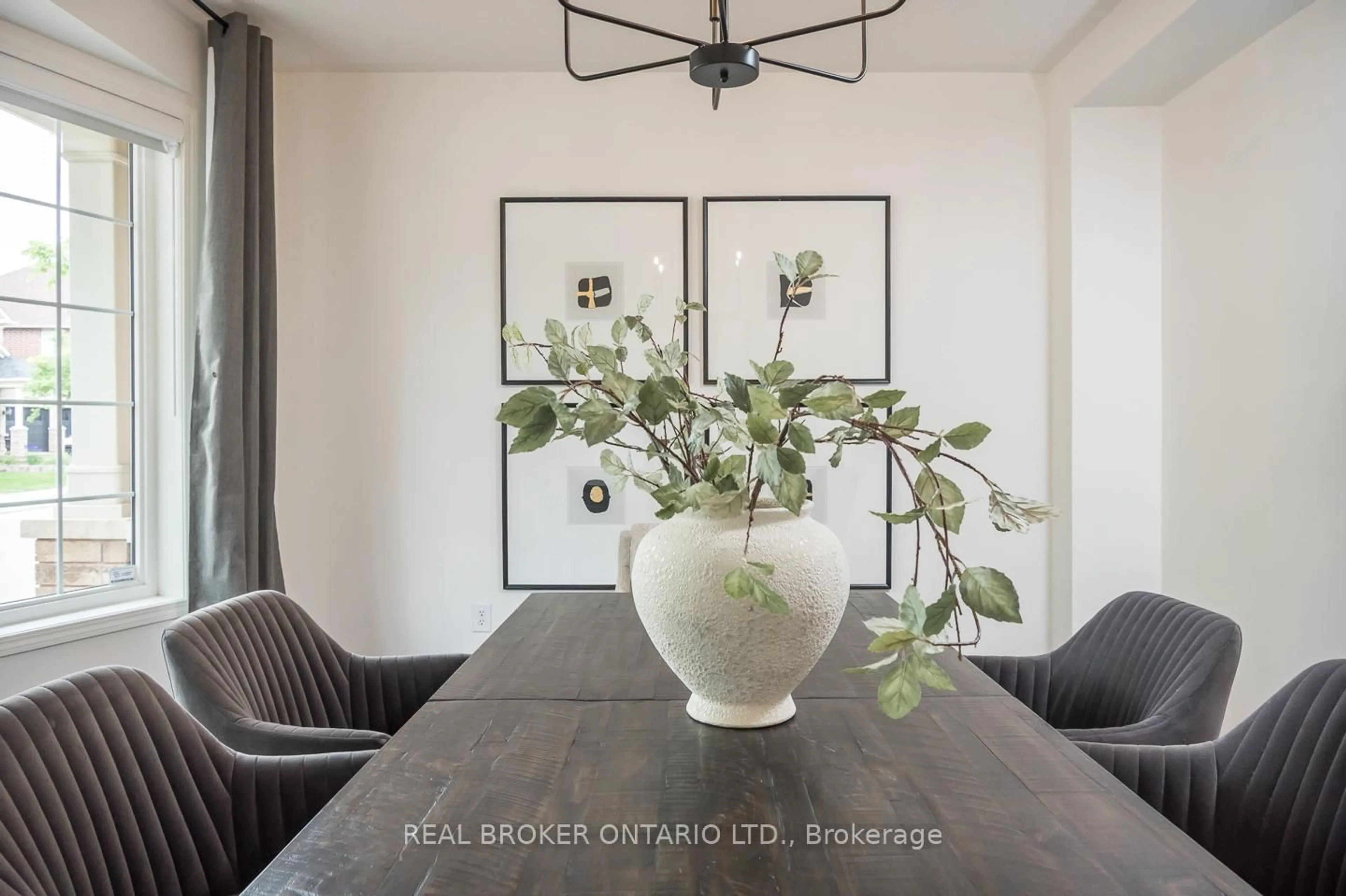Dining room, unknown for 1280 Christie Circ, Milton Ontario L9T 6V4