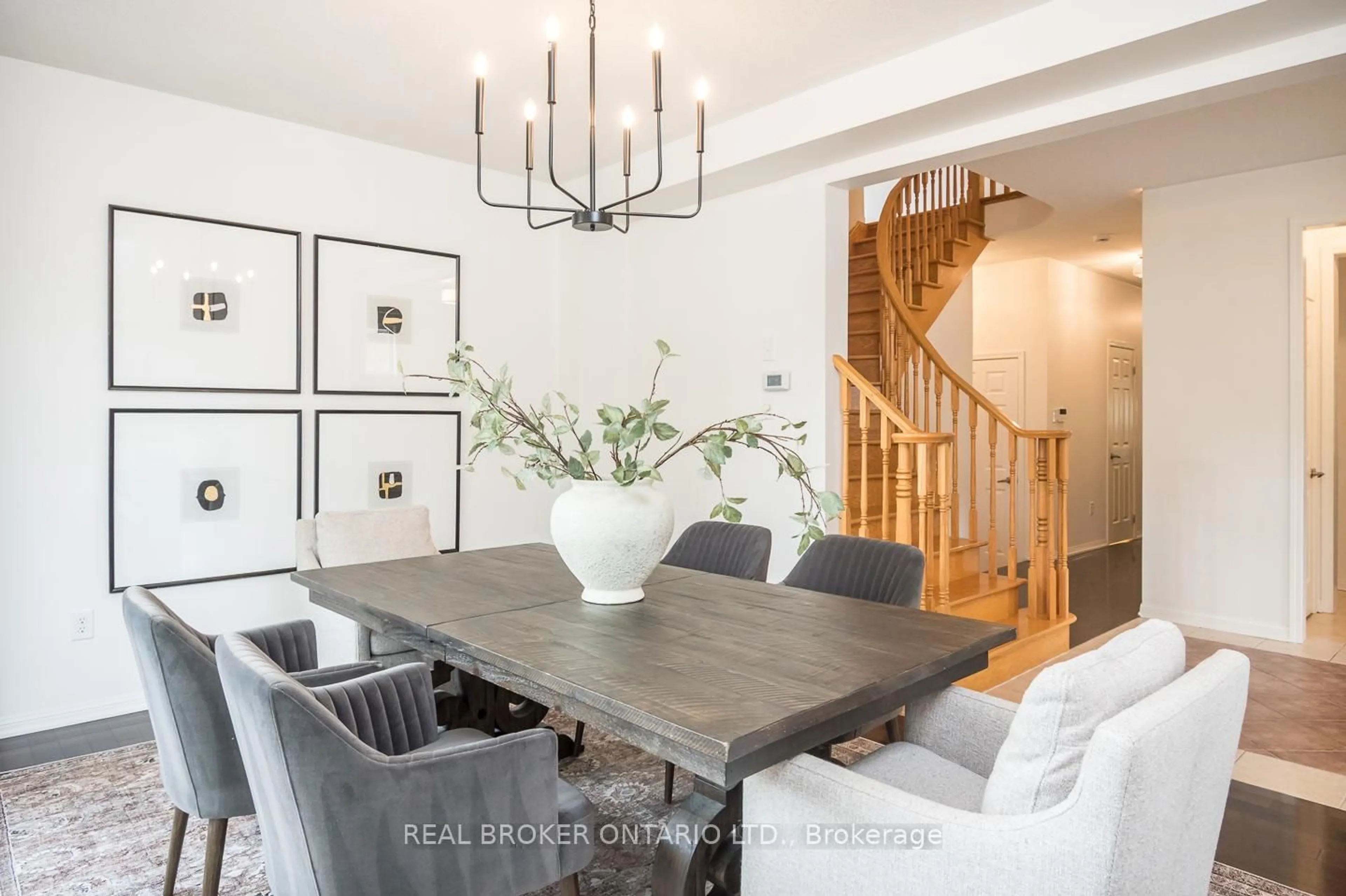 Dining room, unknown for 1280 Christie Circ, Milton Ontario L9T 6V4