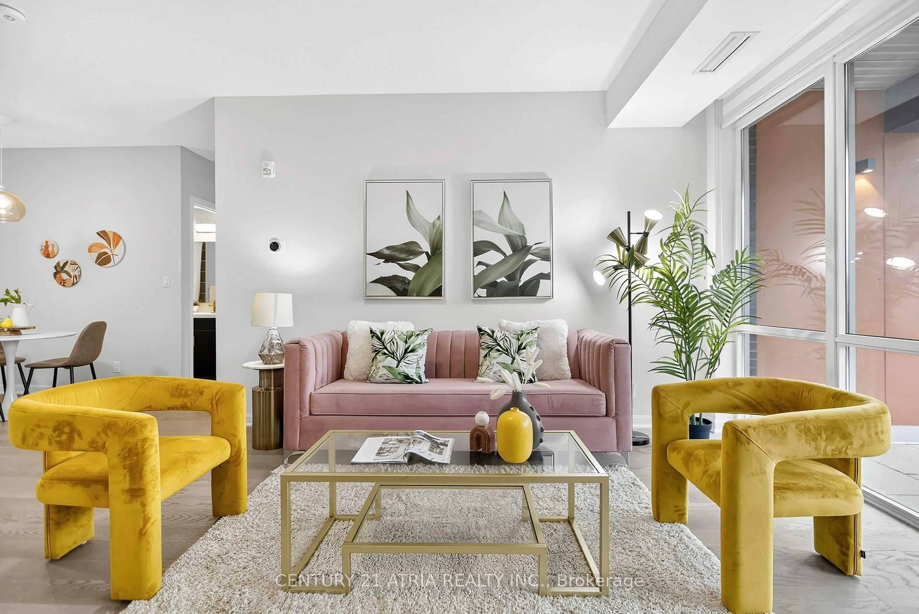 Living room with furniture, unknown for 3028 Creekshore Common #113, Oakville Ontario L5M 5K6