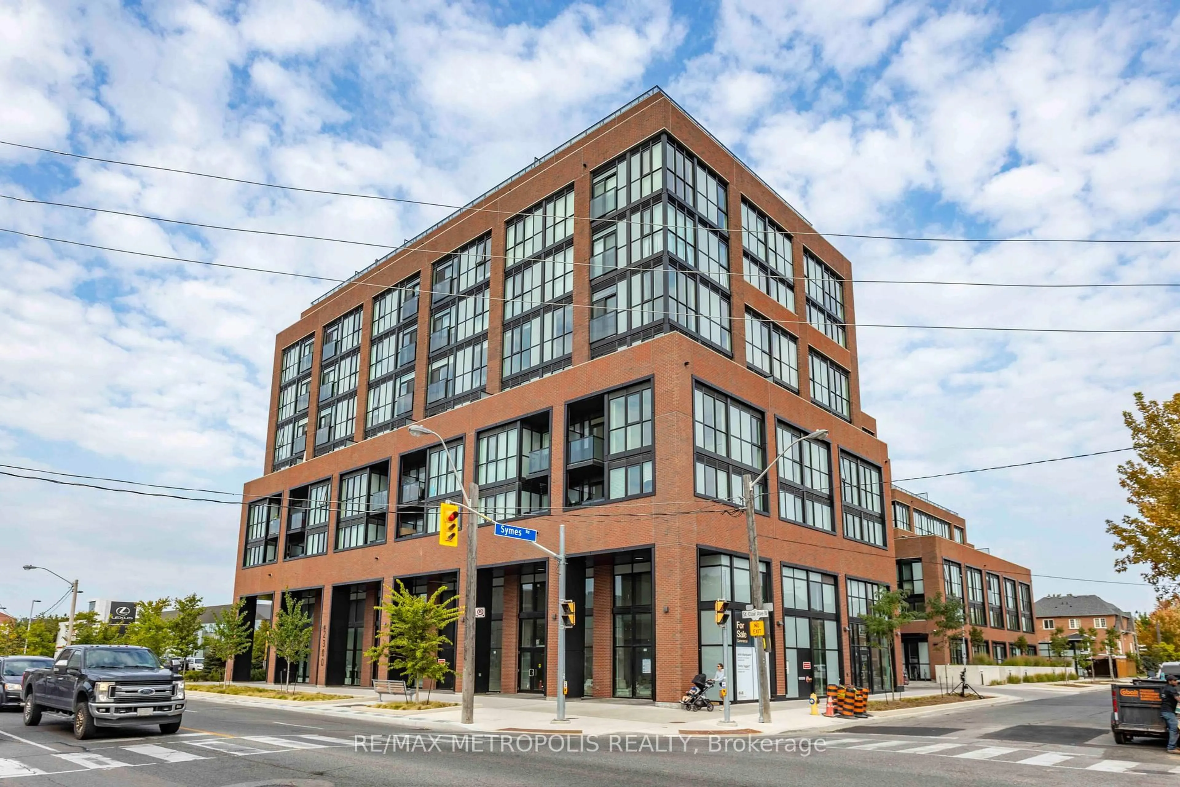 Unknown for 2300 St Clair Ave #619, Toronto Ontario M6N 0B3