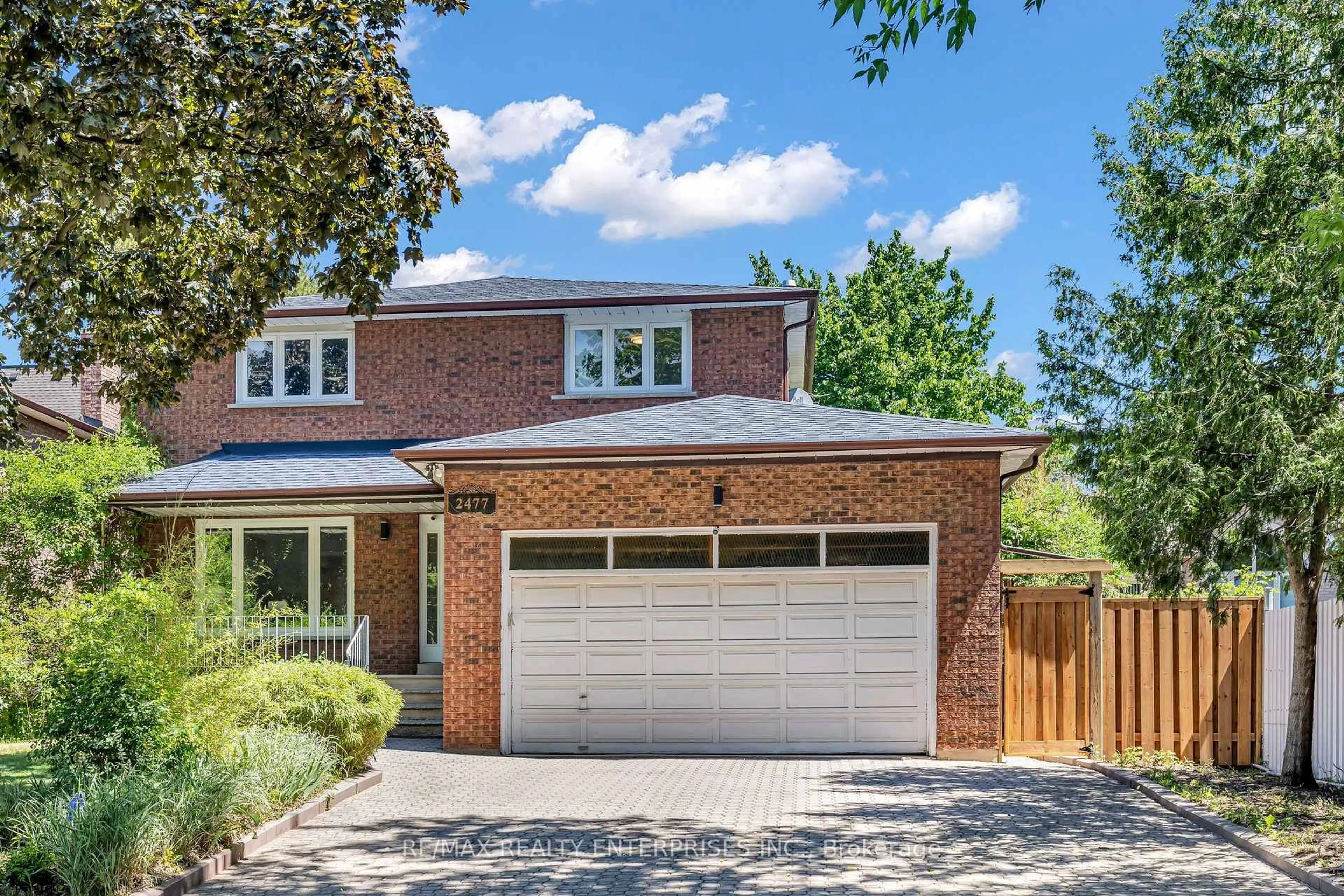 Home with brick exterior material, street for 2477 Catherine Jean Lane, Mississauga Ontario L5A 4B1