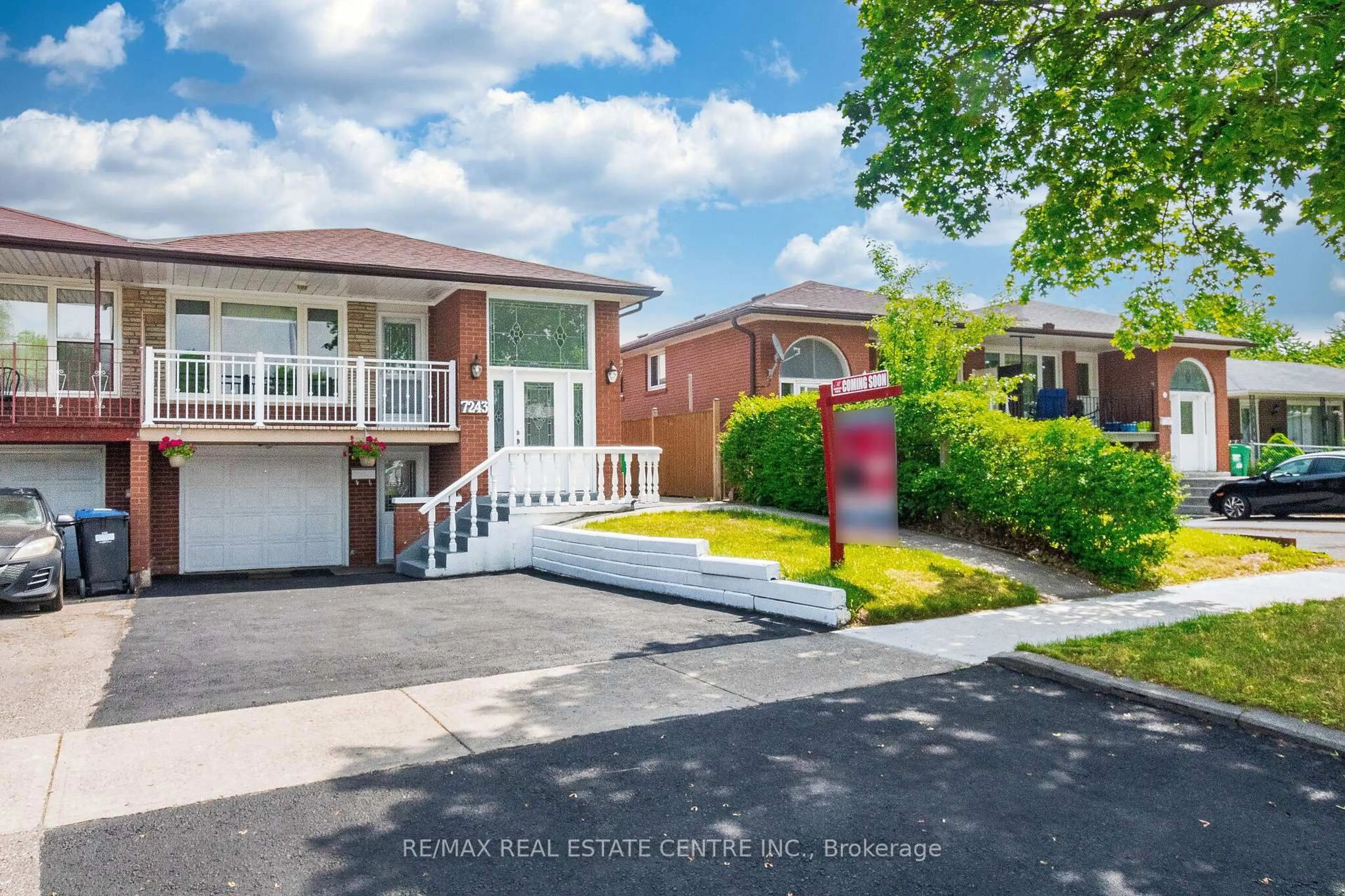 Home with brick exterior material, street for 7243 Reindeer Dr, Mississauga Ontario L4T 2M6