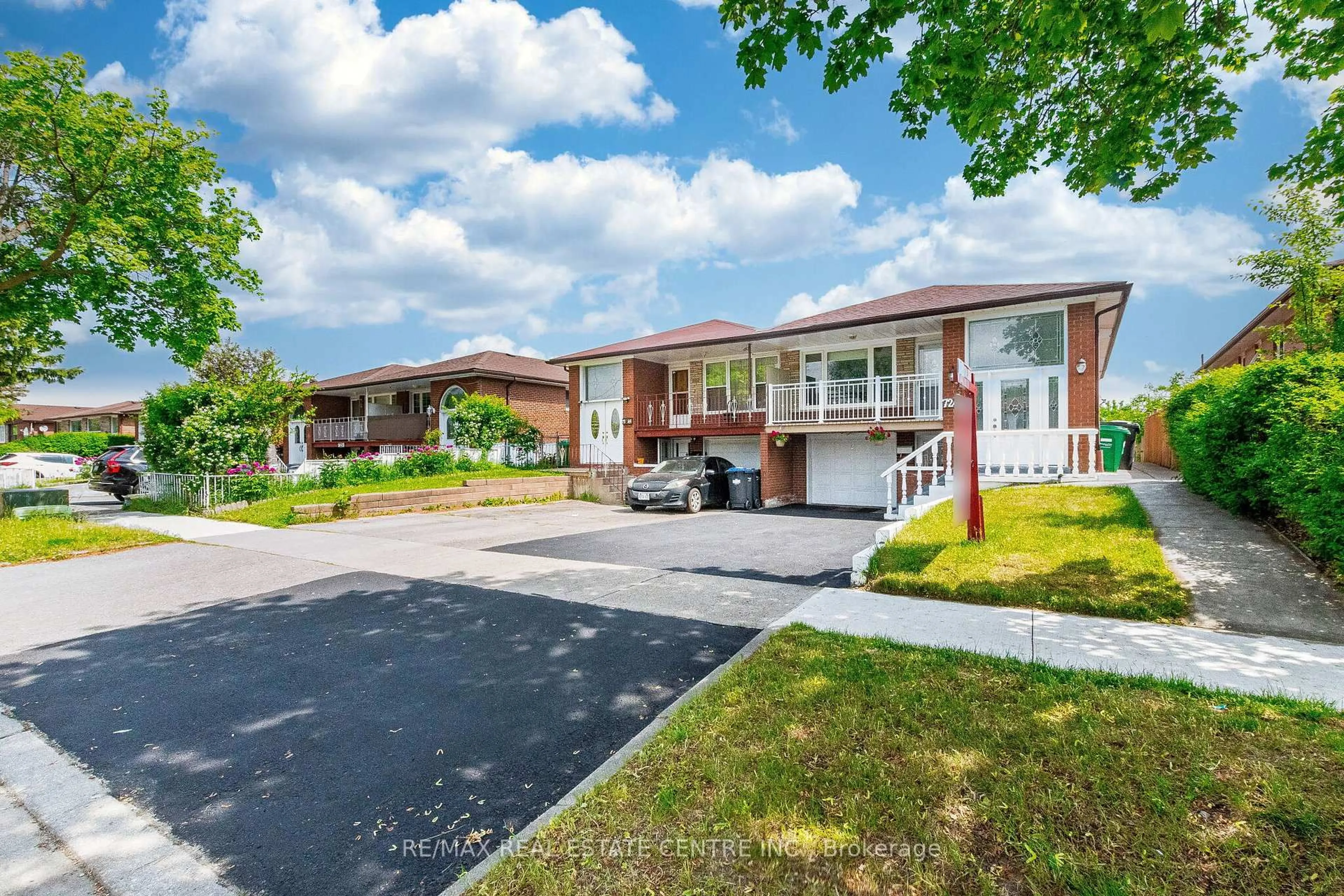 Home with brick exterior material, street for 7243 Reindeer Dr, Mississauga Ontario L4T 2M6