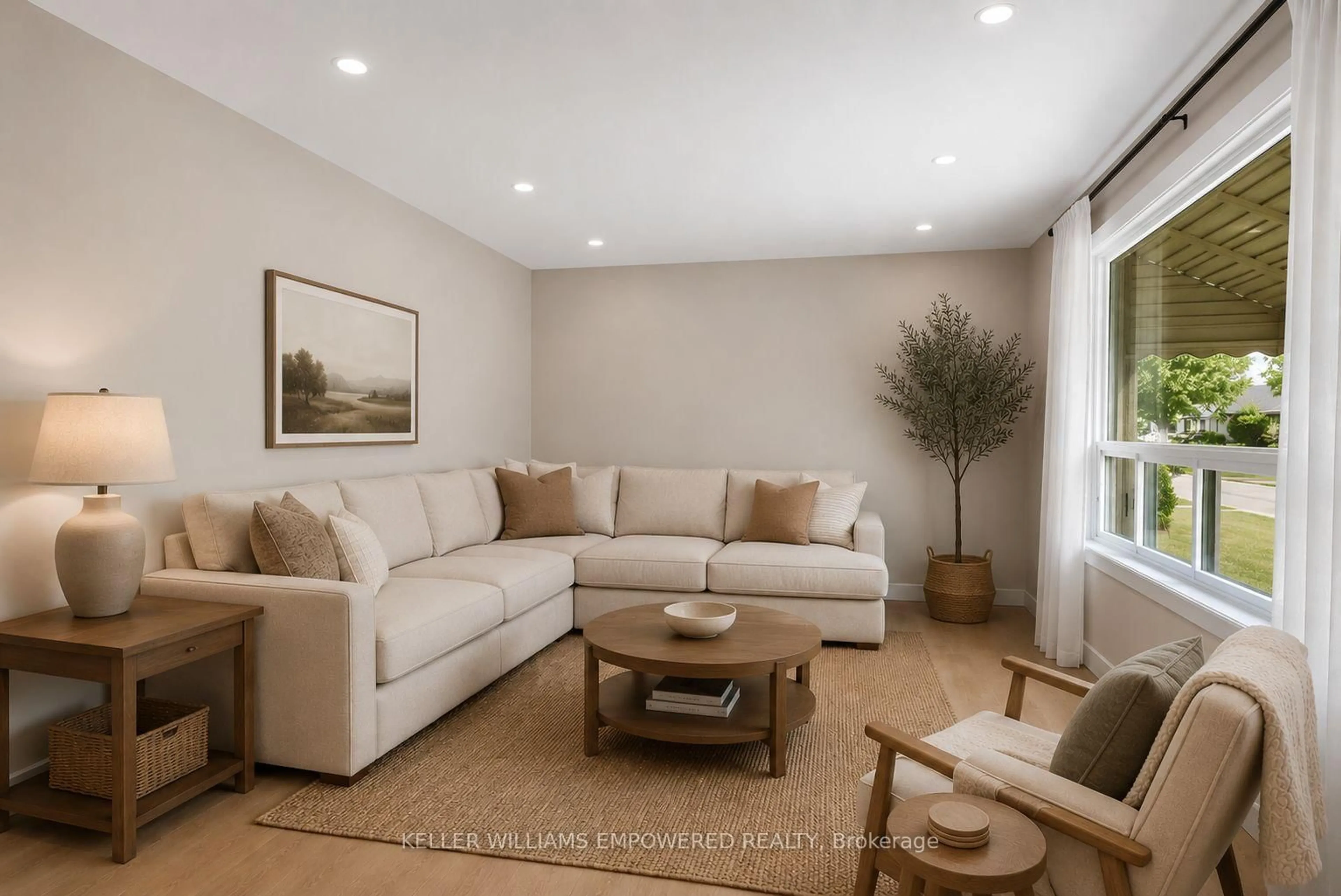 Living room with furniture, unknown for 88 Edgecroft Rd, Toronto Ontario M8Z 2C3