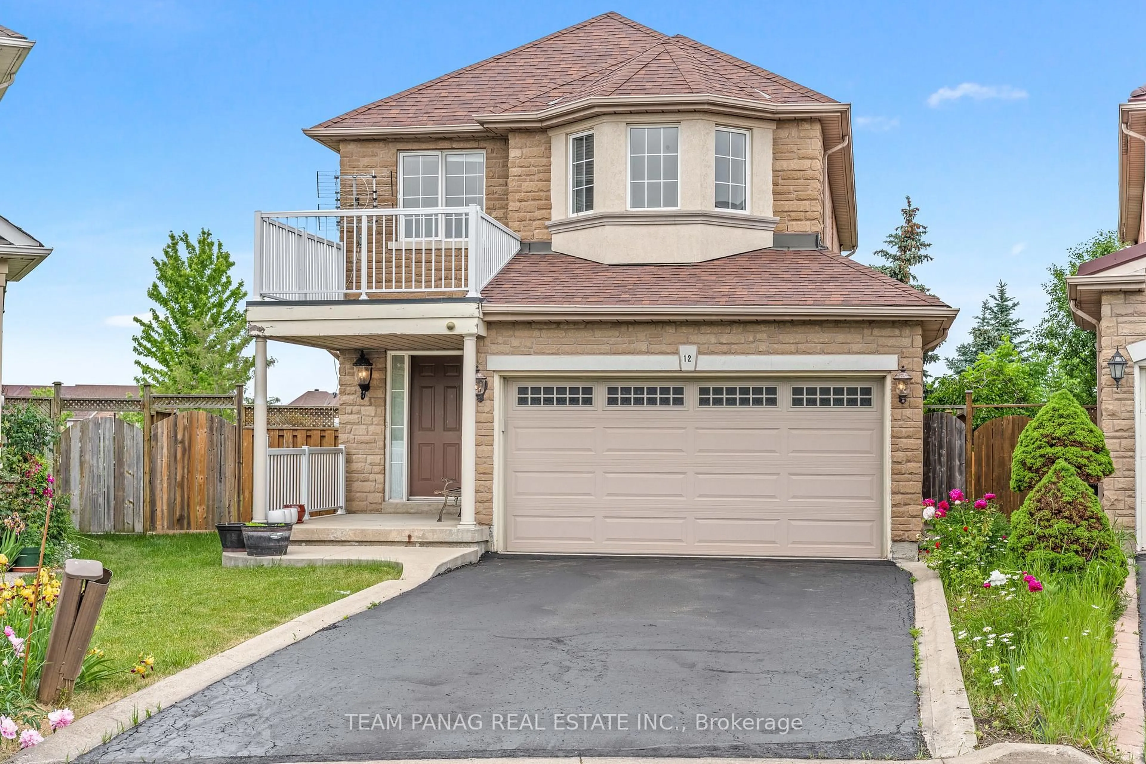 Unknown for 12 Stirrup Crt, Brampton Ontario L6X 4Y1