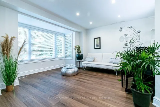 3739 St. Laurent Crt, Mississauga 5