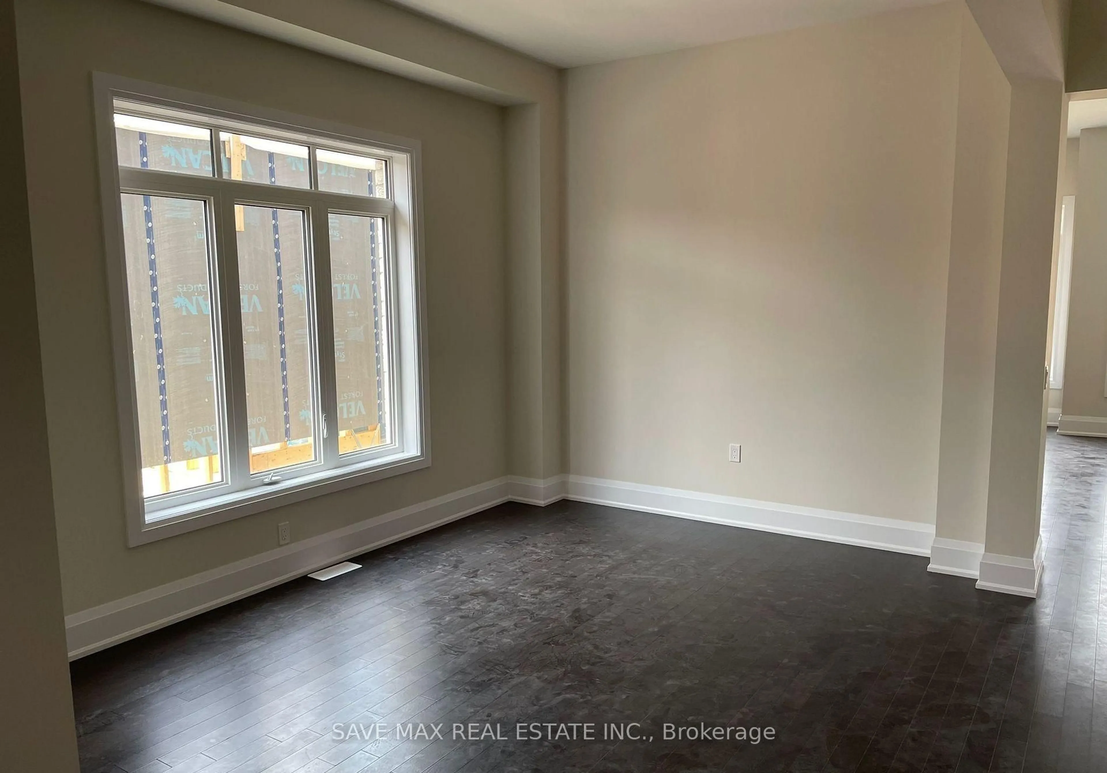 A pic of a room for 68 Stowmarket St, Caledon Ontario L7C 3Y5