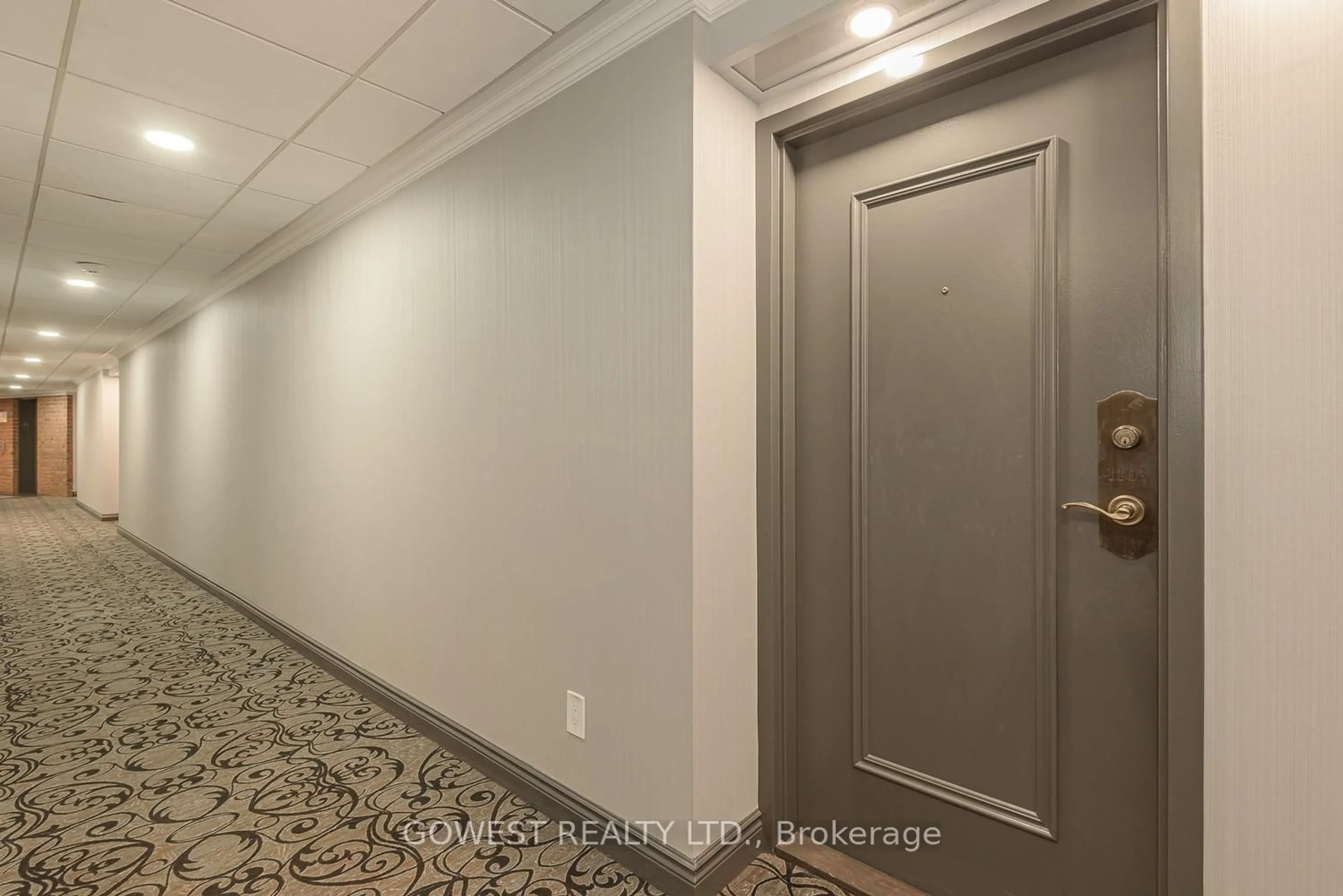 A pic of a room for 1240 Marlborough Crt #1103, Oakville Ontario L6H 3K7