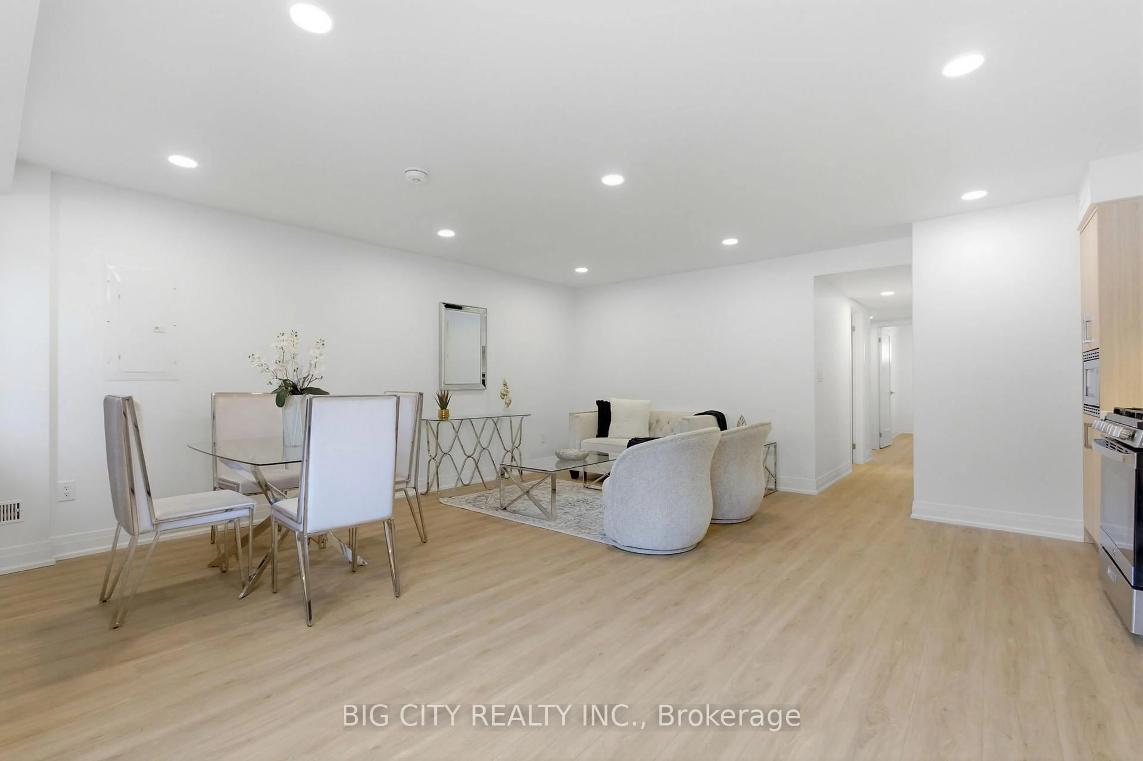 Unknown for 68 Westholme Ave #1, Toronto Ontario M6P 3B8