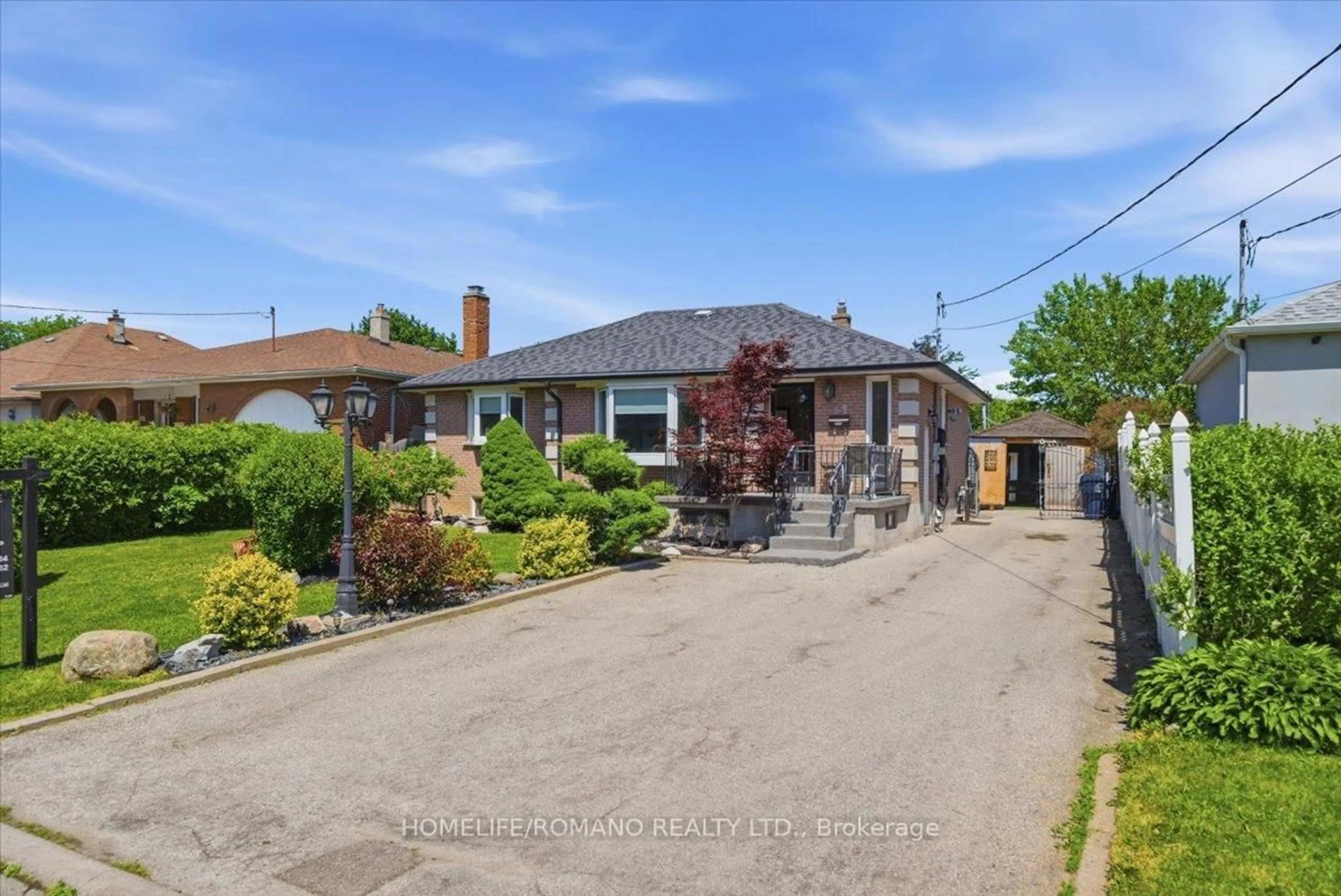 A pic from outside/outdoor area/front of a property/back of a property/a pic from drone, street for 5 Cuffley Cres, Toronto Ontario M3K 1X2