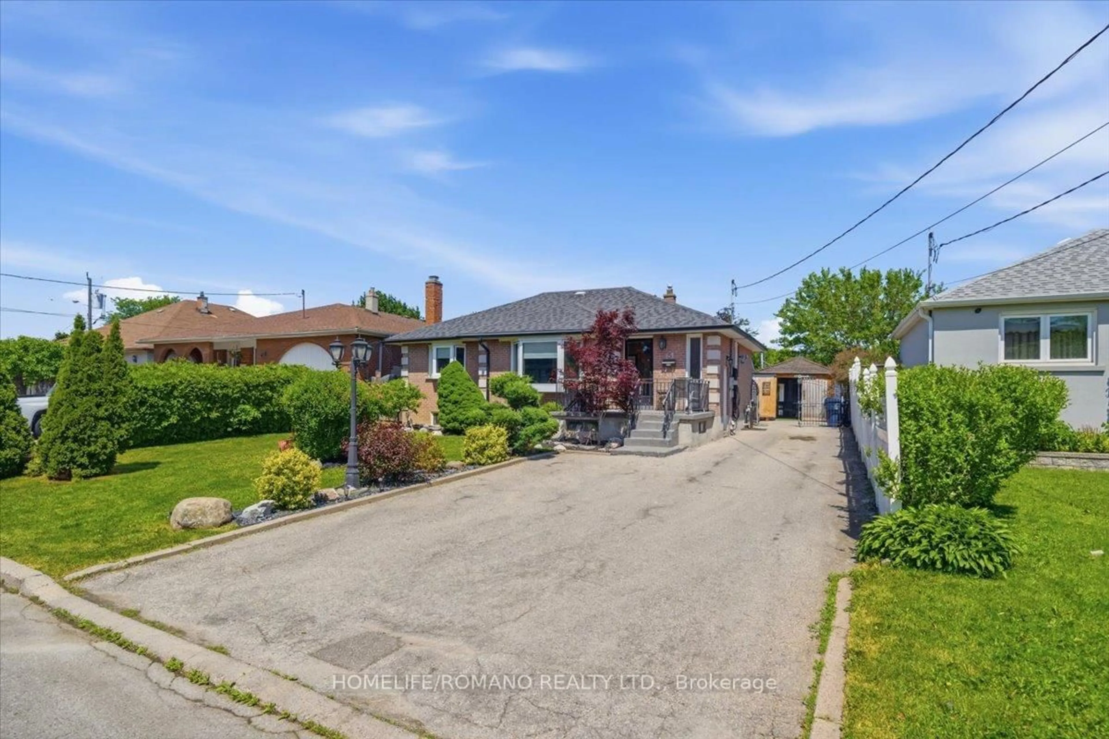 A pic from outside/outdoor area/front of a property/back of a property/a pic from drone, street for 5 Cuffley Cres, Toronto Ontario M3K 1X2