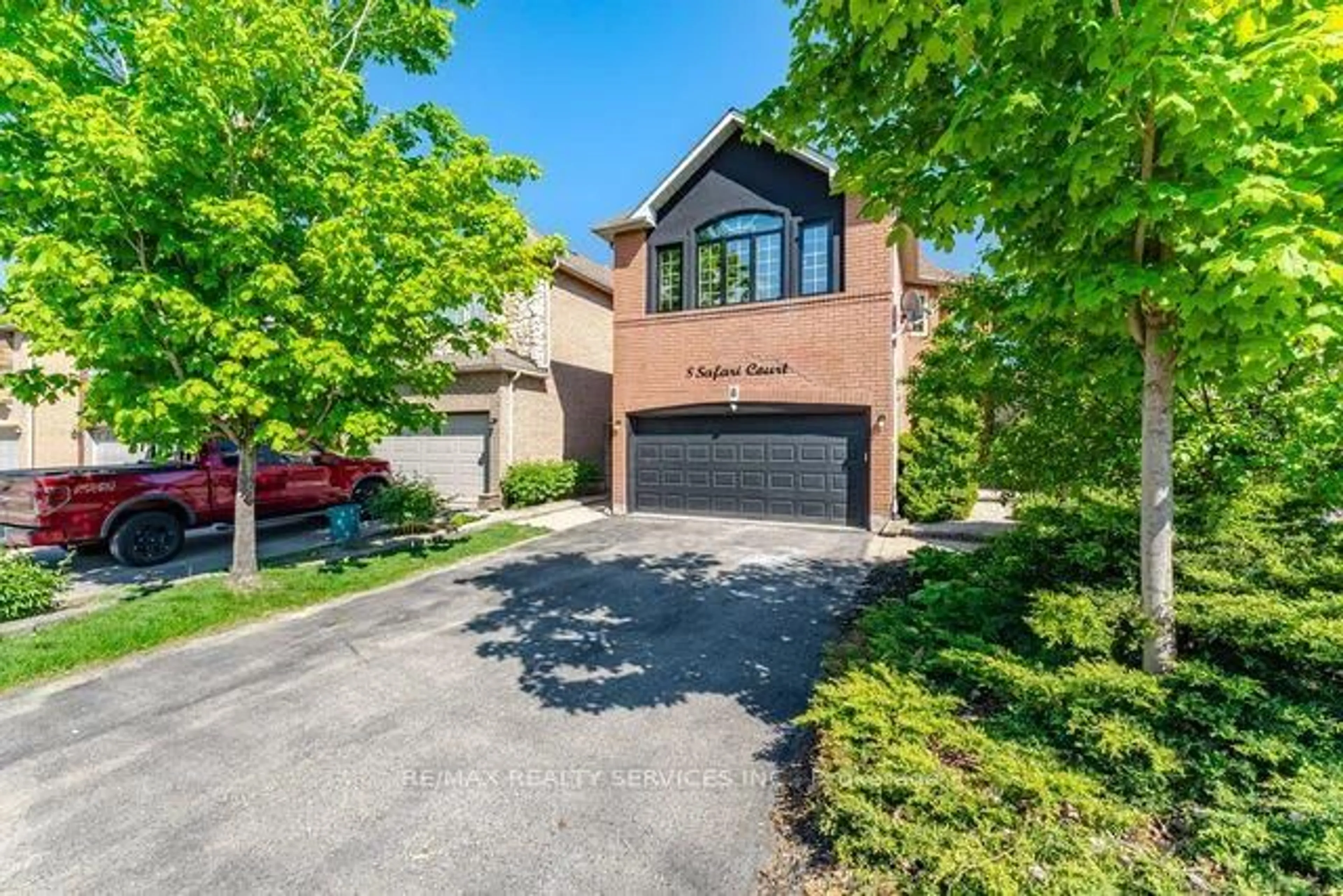 Home with brick exterior material, street for 8 Safari Crt, Brampton Ontario L7A 1G8