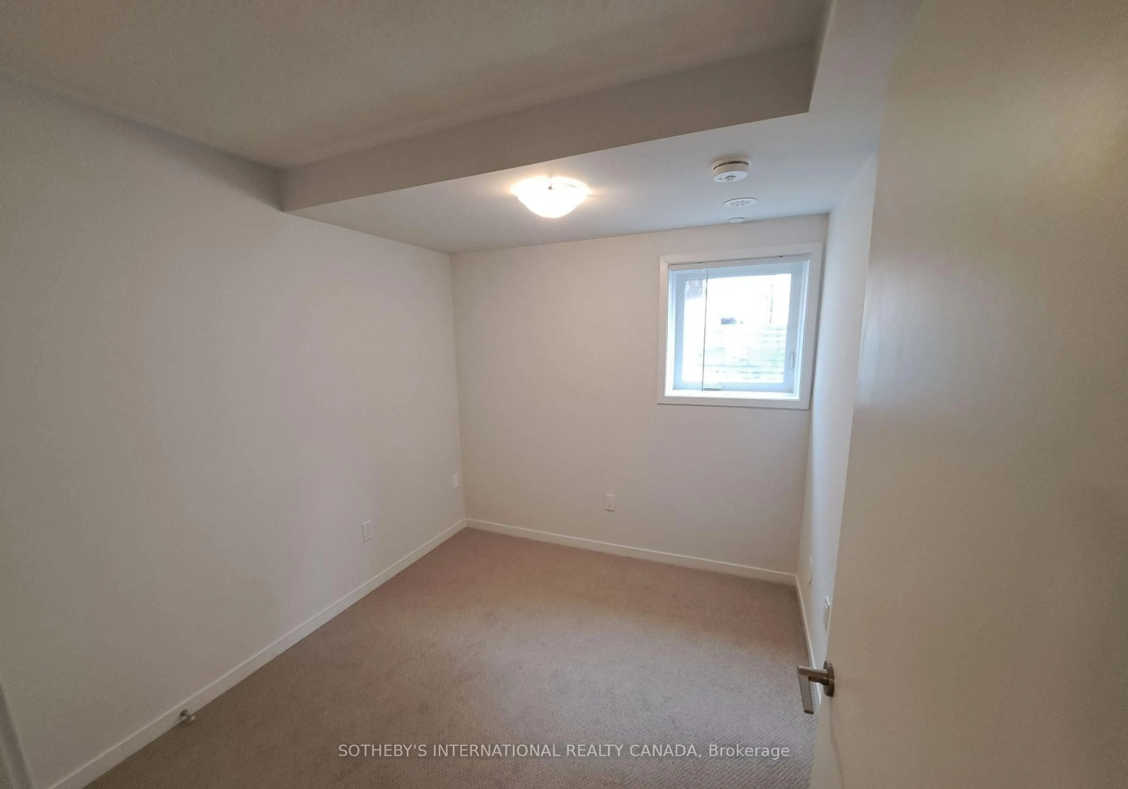 A pic of a room for 10 William Jackson Way #77, Toronto Ontario M8V 3Y8