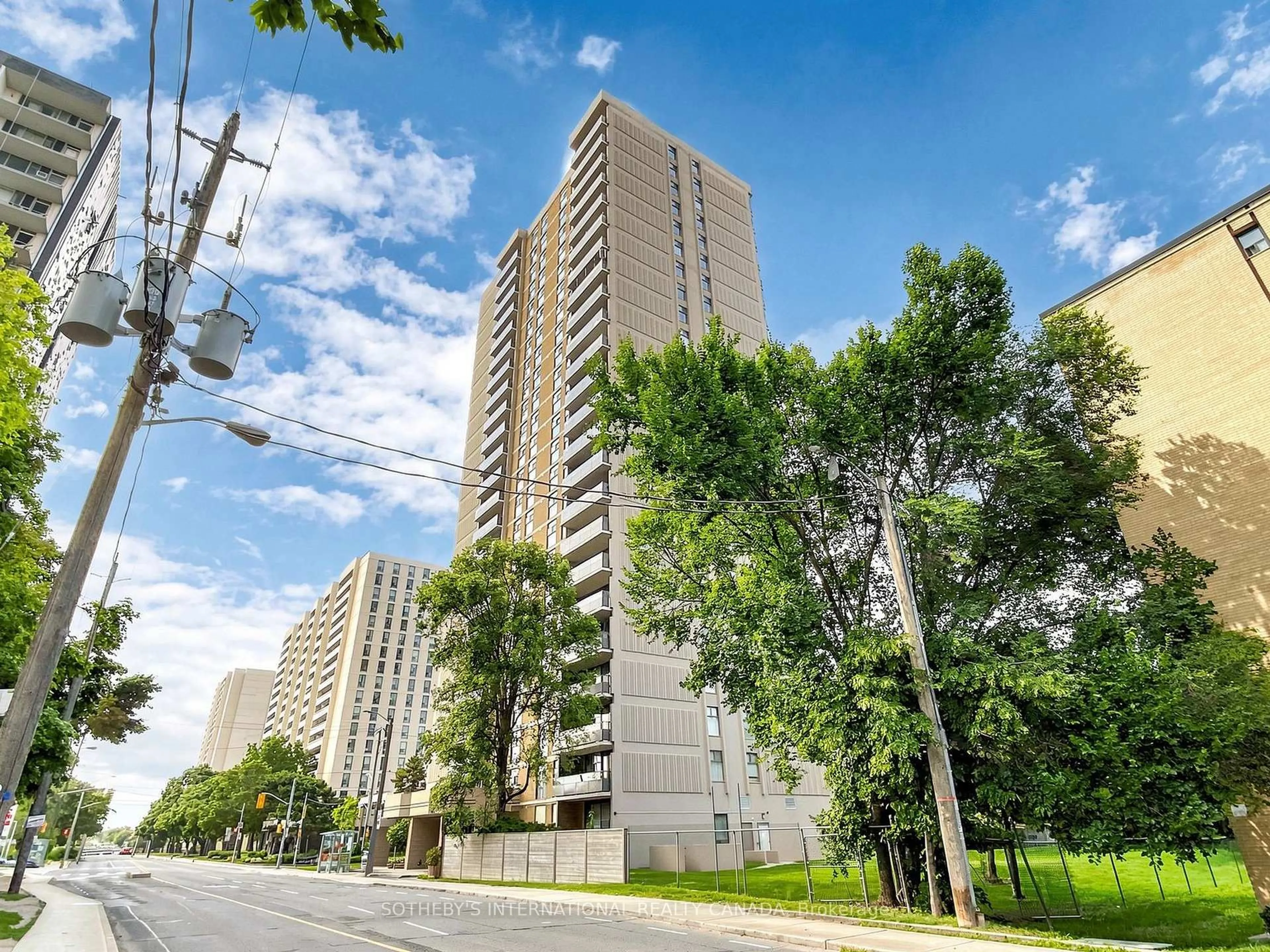 Unknown for 135 Marlee Ave #403, Toronto Ontario M6B 4C6