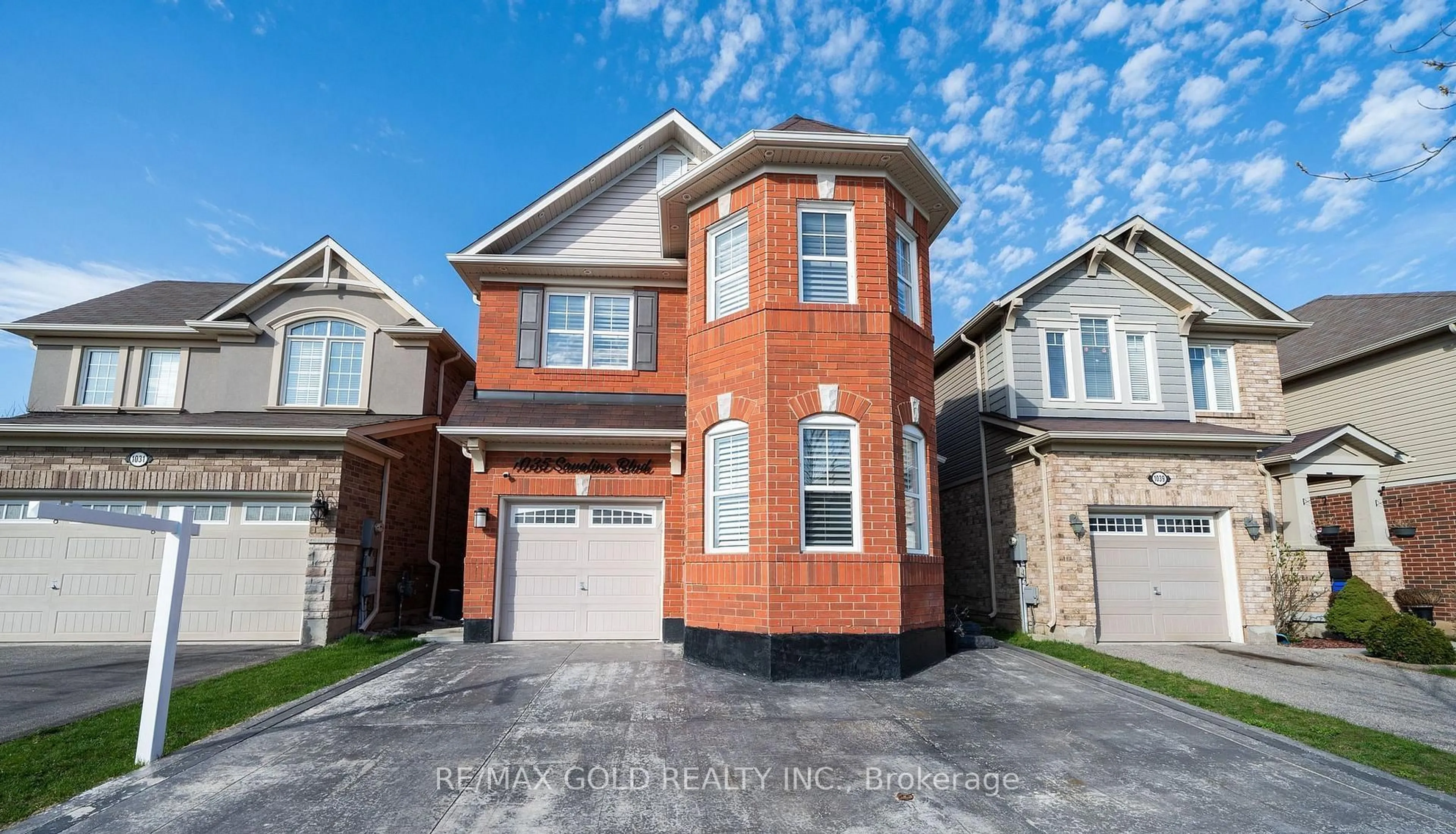 Home with brick exterior material, street for 1035 SAVOLINE Blvd, Milton Ontario L9T 8P2