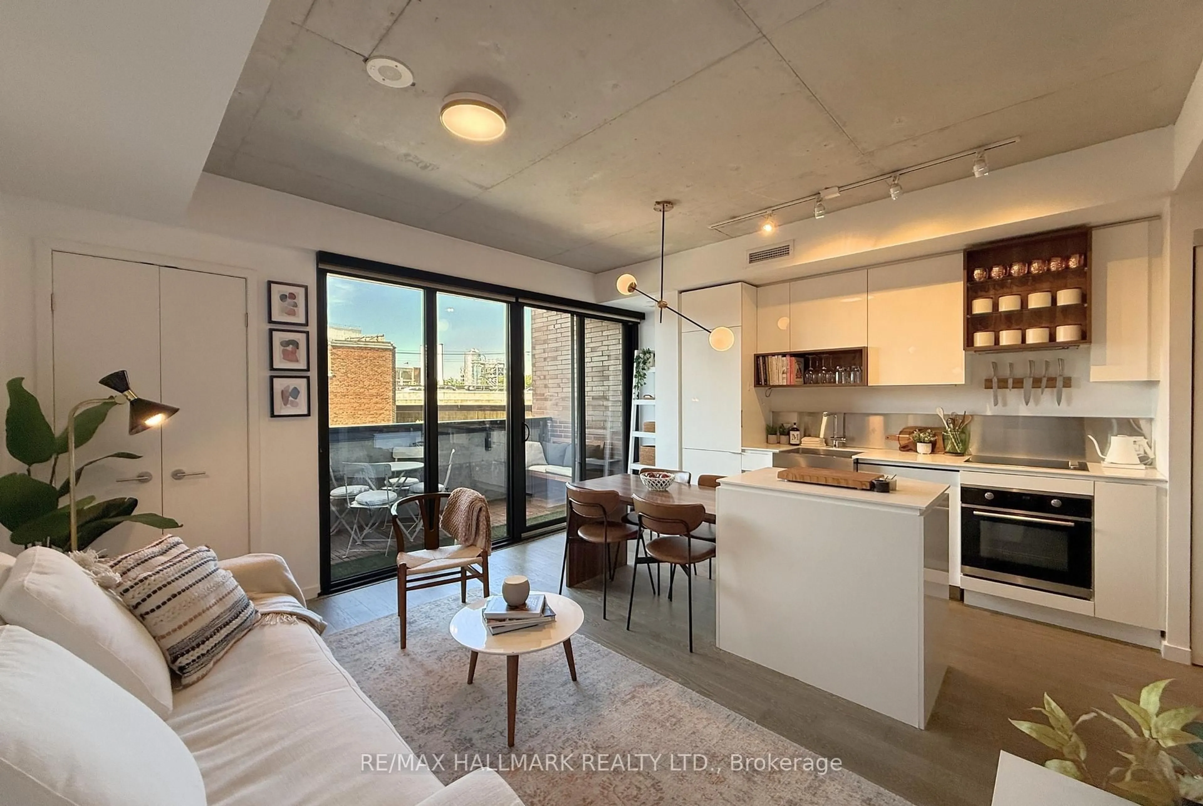 Open concept kitchen, unknown for 383 Sorauren Ave #313, Toronto Ontario M6R 0A4