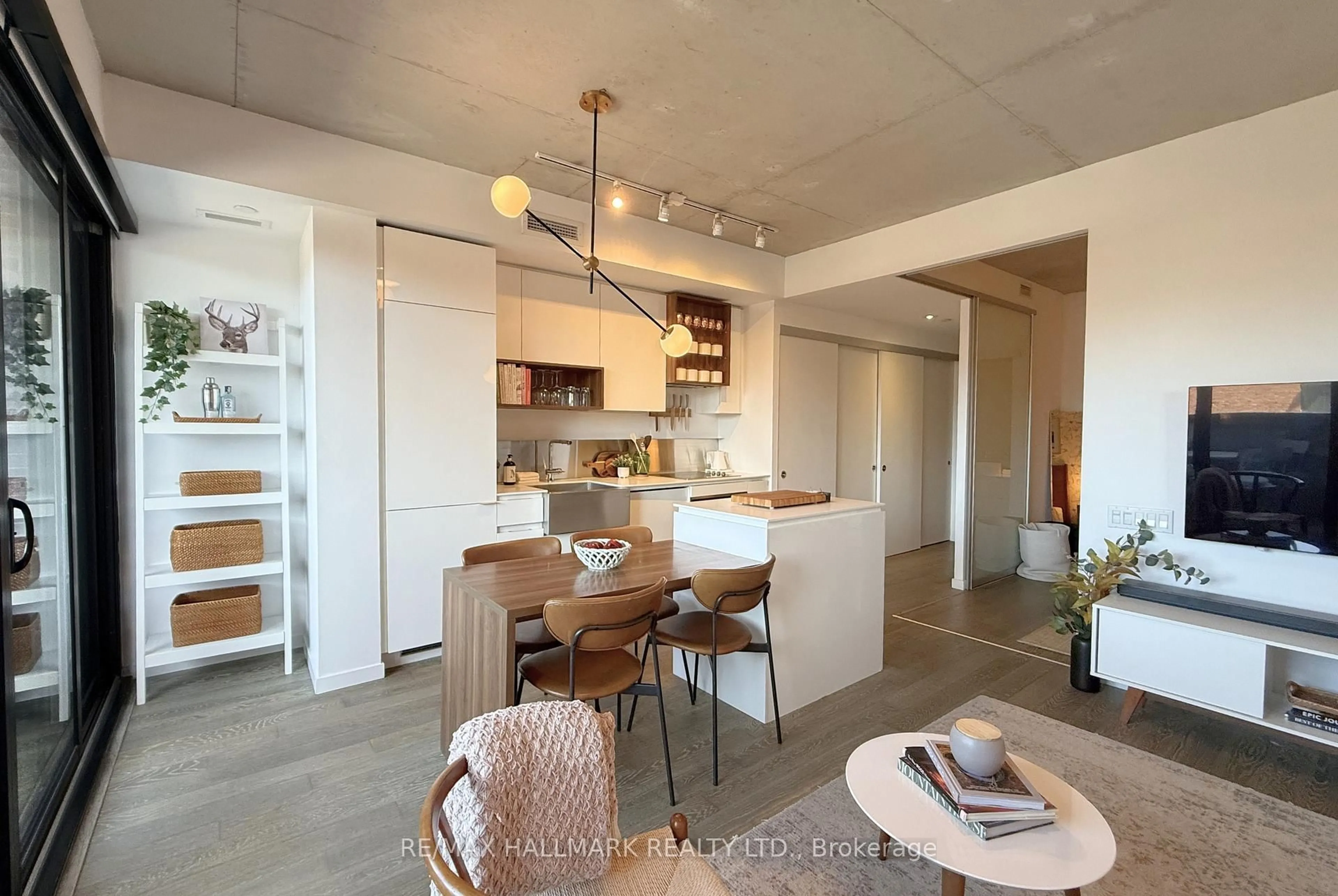 Open concept kitchen, unknown for 383 Sorauren Ave #313, Toronto Ontario M6R 0A4