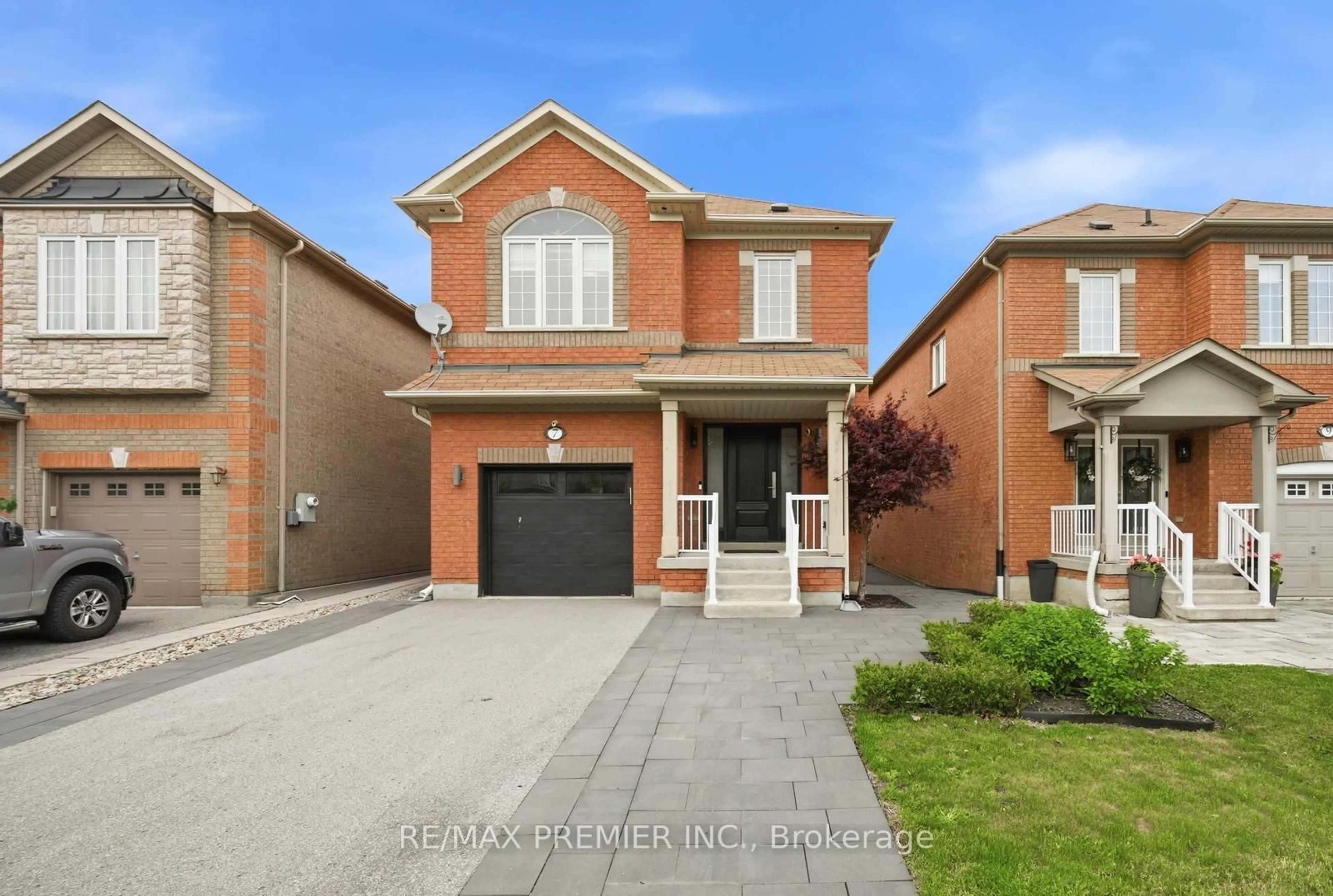Home with brick exterior material, street for 7 Christensen Ave, Caledon Ontario L7E 2Y6